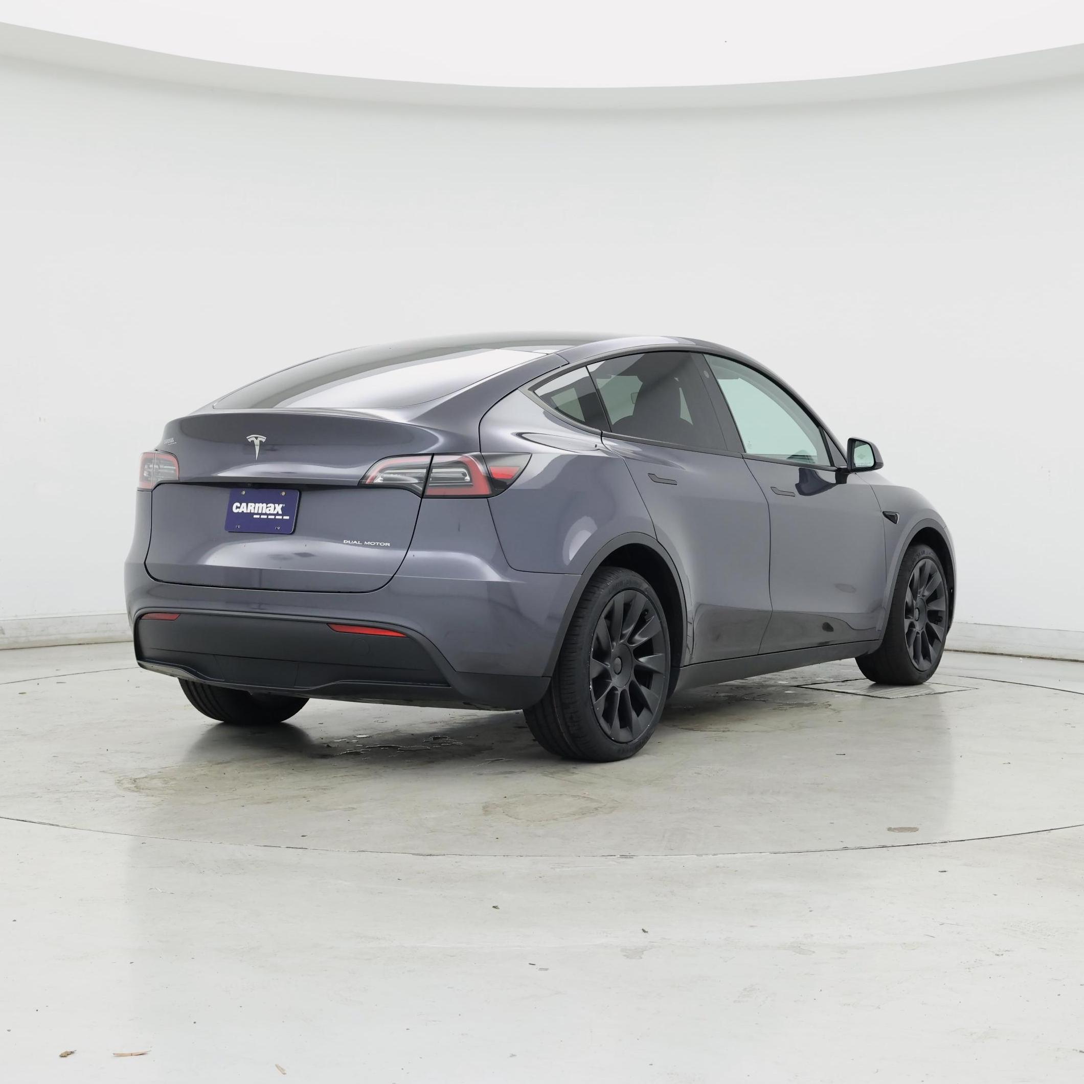 Thumbnail: 2023 Tesla Model Y - 8