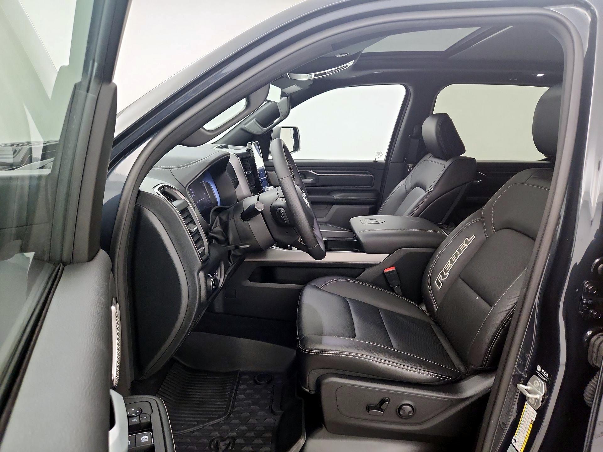 Thumbnail: 2025 RAM 1500 - 11