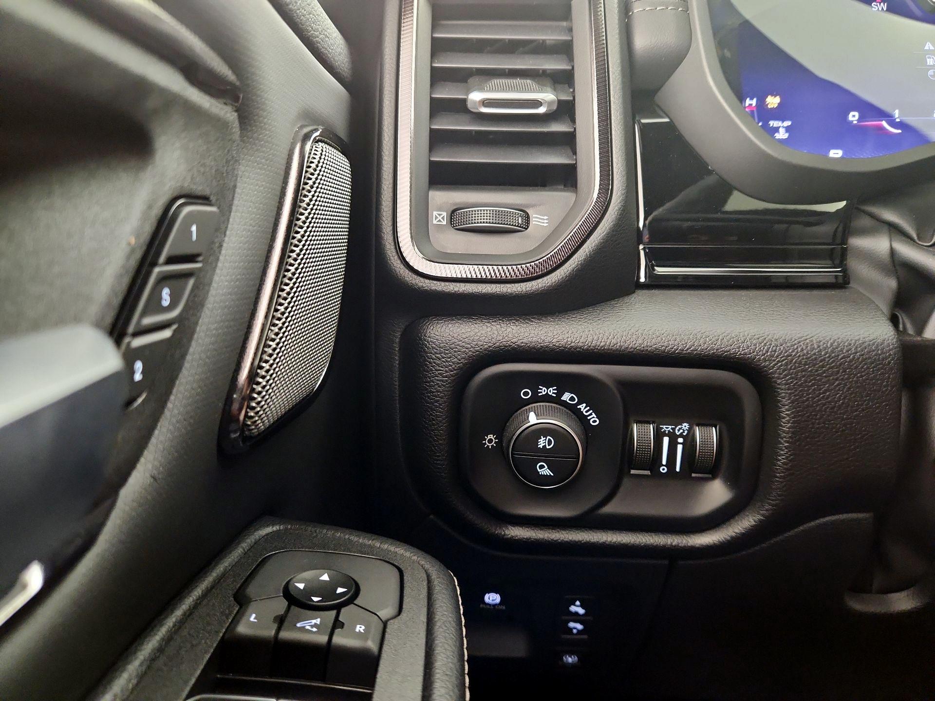 Thumbnail: 2025 RAM 1500 - 13