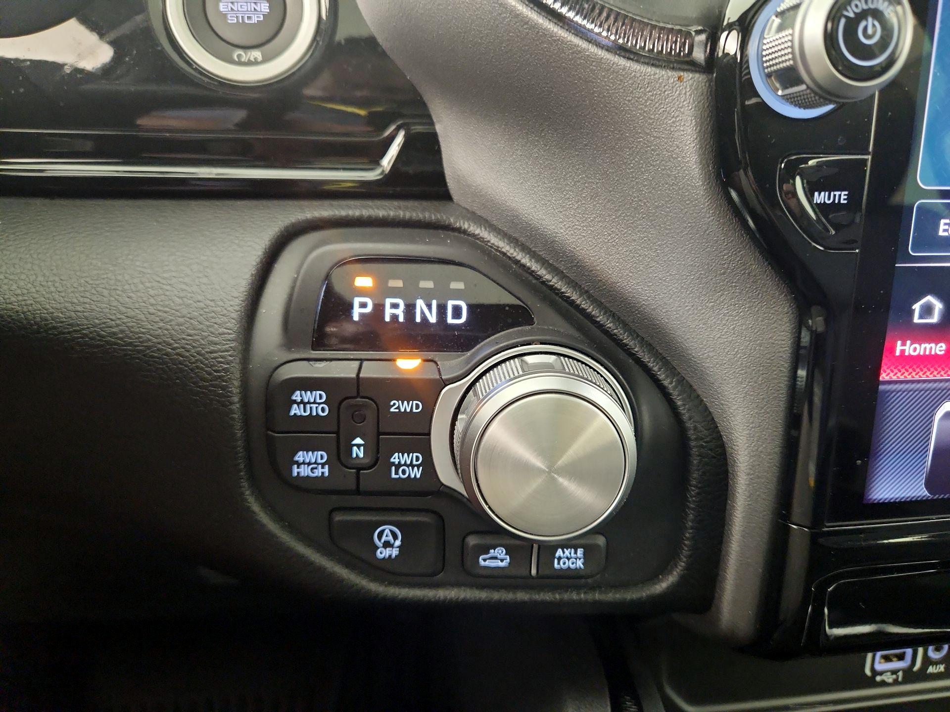 Thumbnail: 2025 RAM 1500 - 18