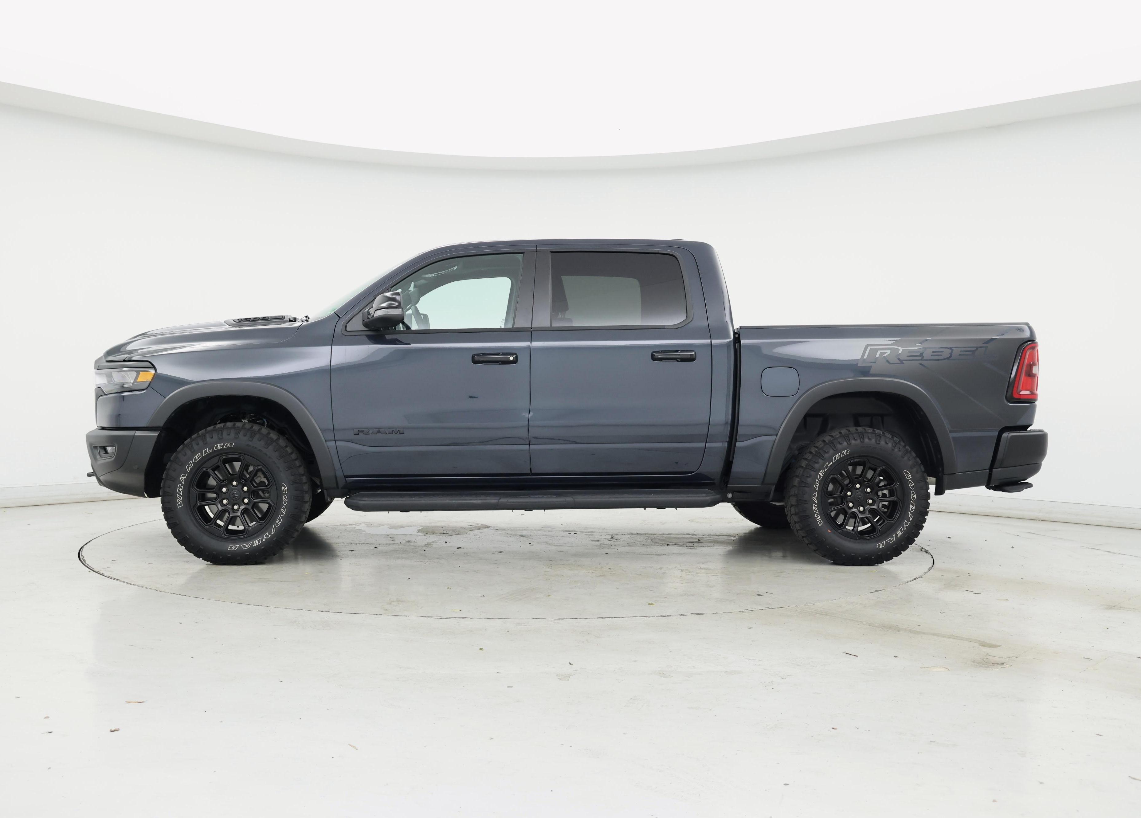 Thumbnail: 2025 RAM 1500 - 3