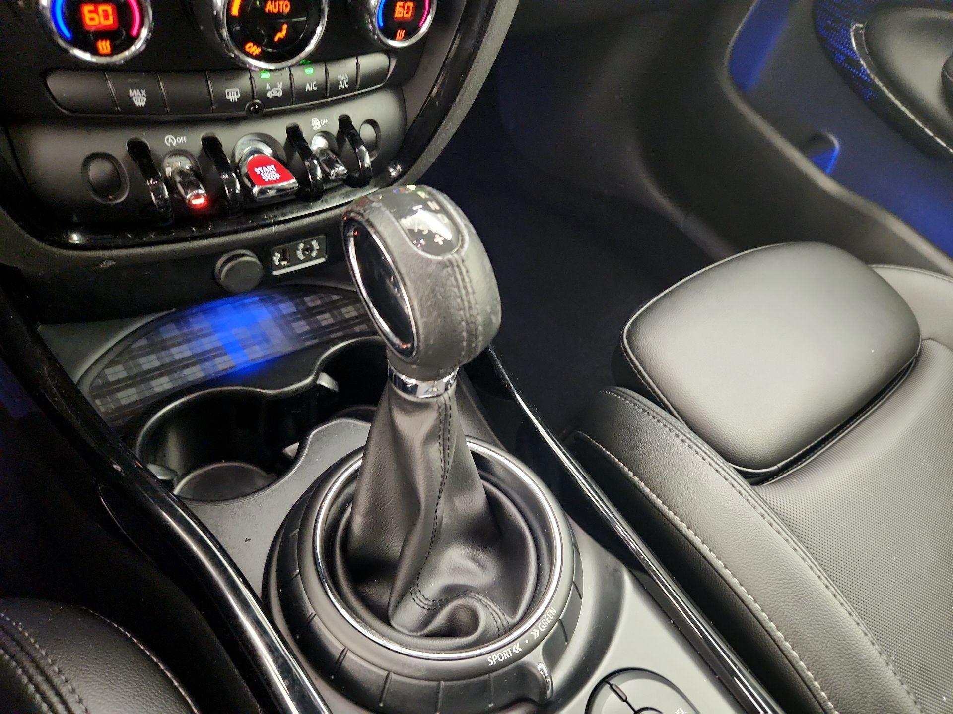 Thumbnail: 2017 MINI Cooper Clubman - 17
