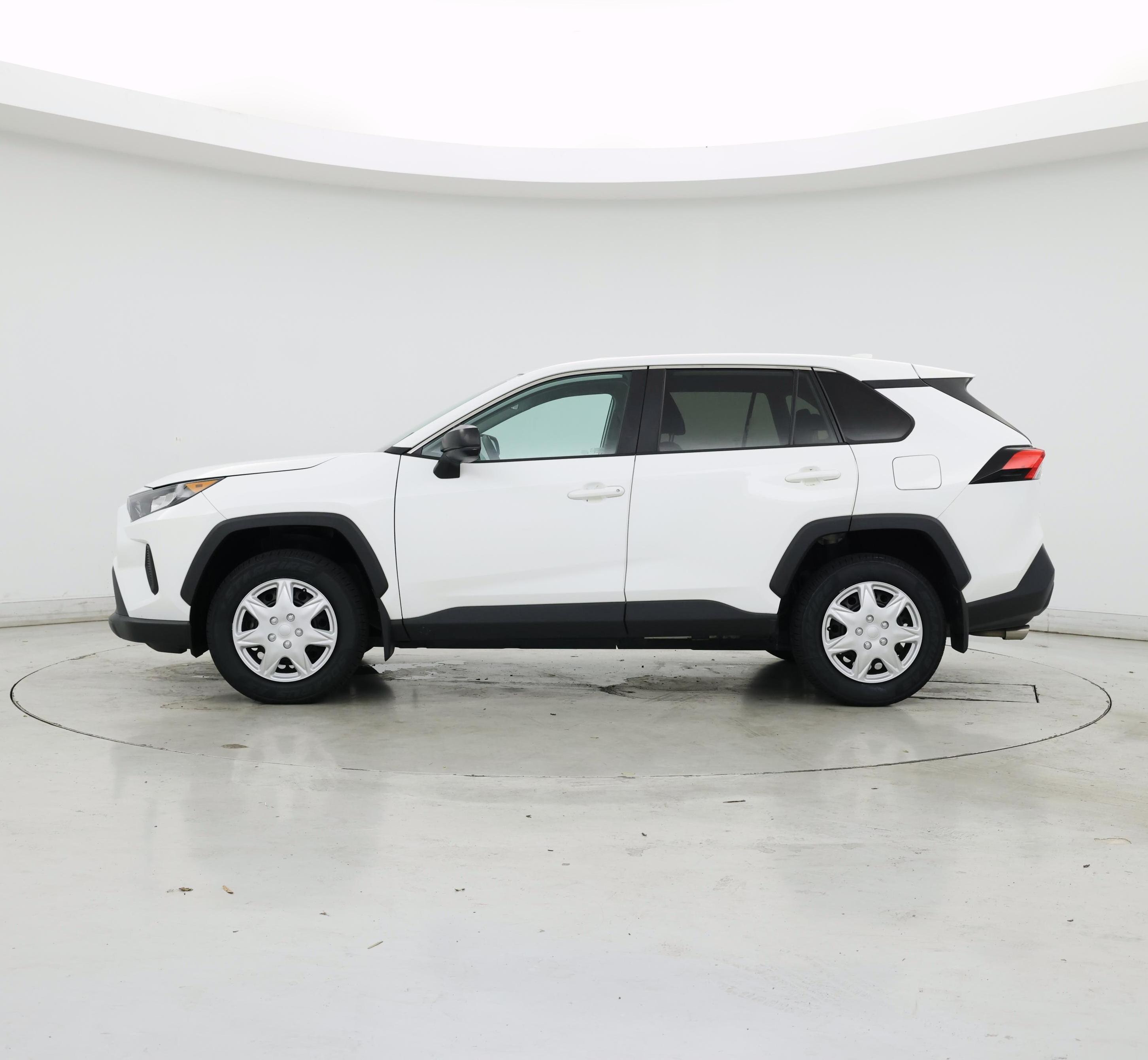 Thumbnail: 2022 Toyota RAV4 - 3
