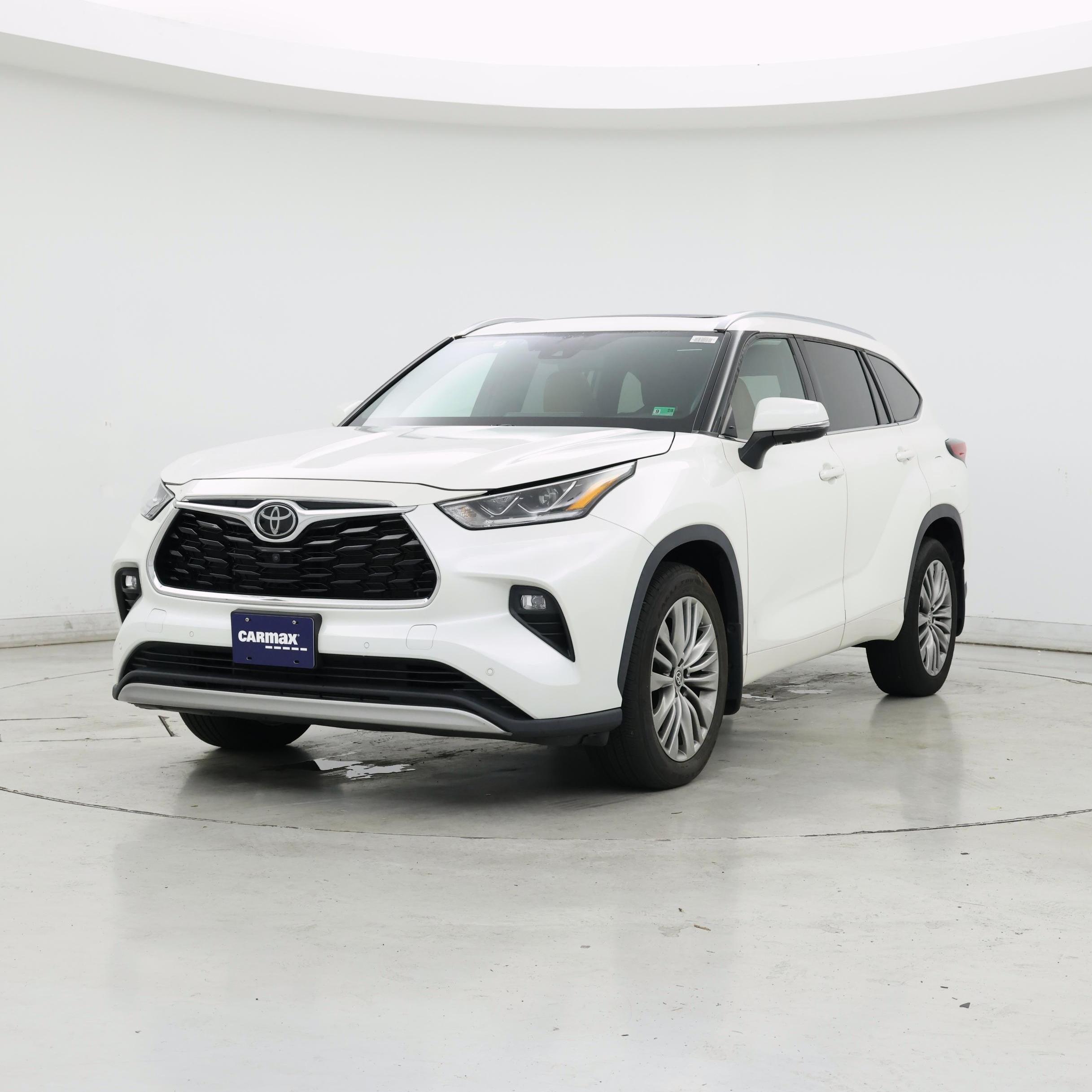 Thumbnail: 2021 Toyota Highlander - 4