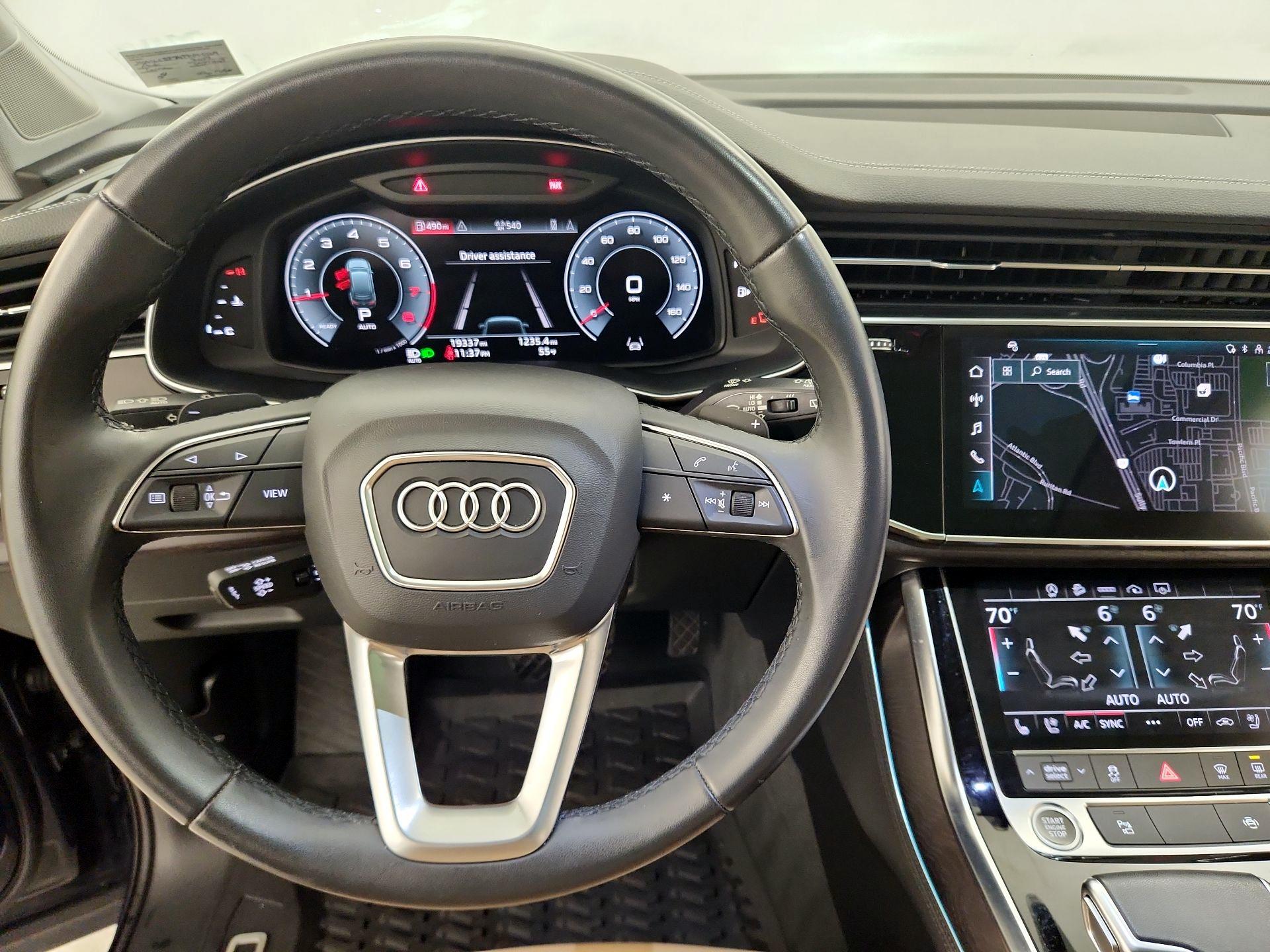 Thumbnail: 2023 Audi Q7 - 10