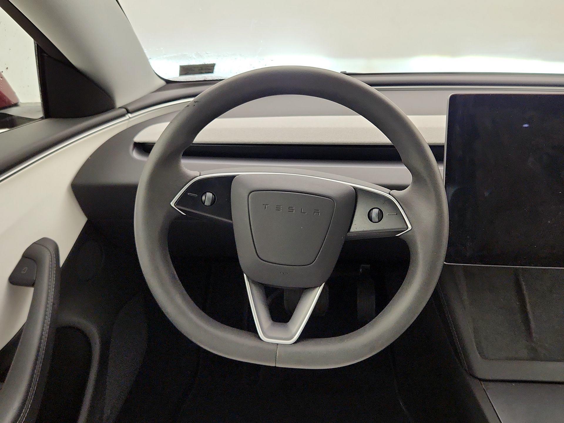 Thumbnail: 2024 Tesla Model 3 - 10