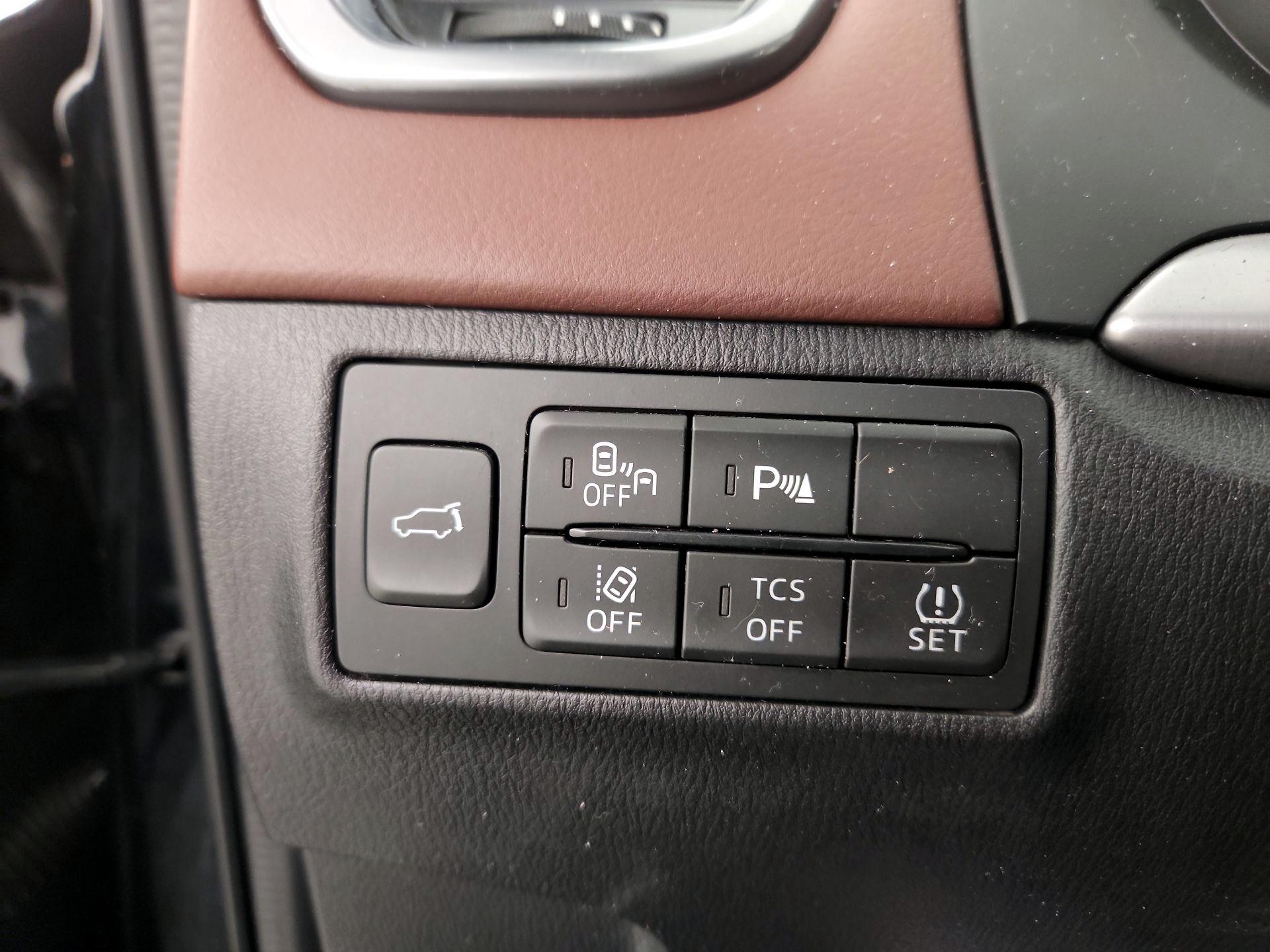 Thumbnail: 2017 Mazda CX-9 - 13