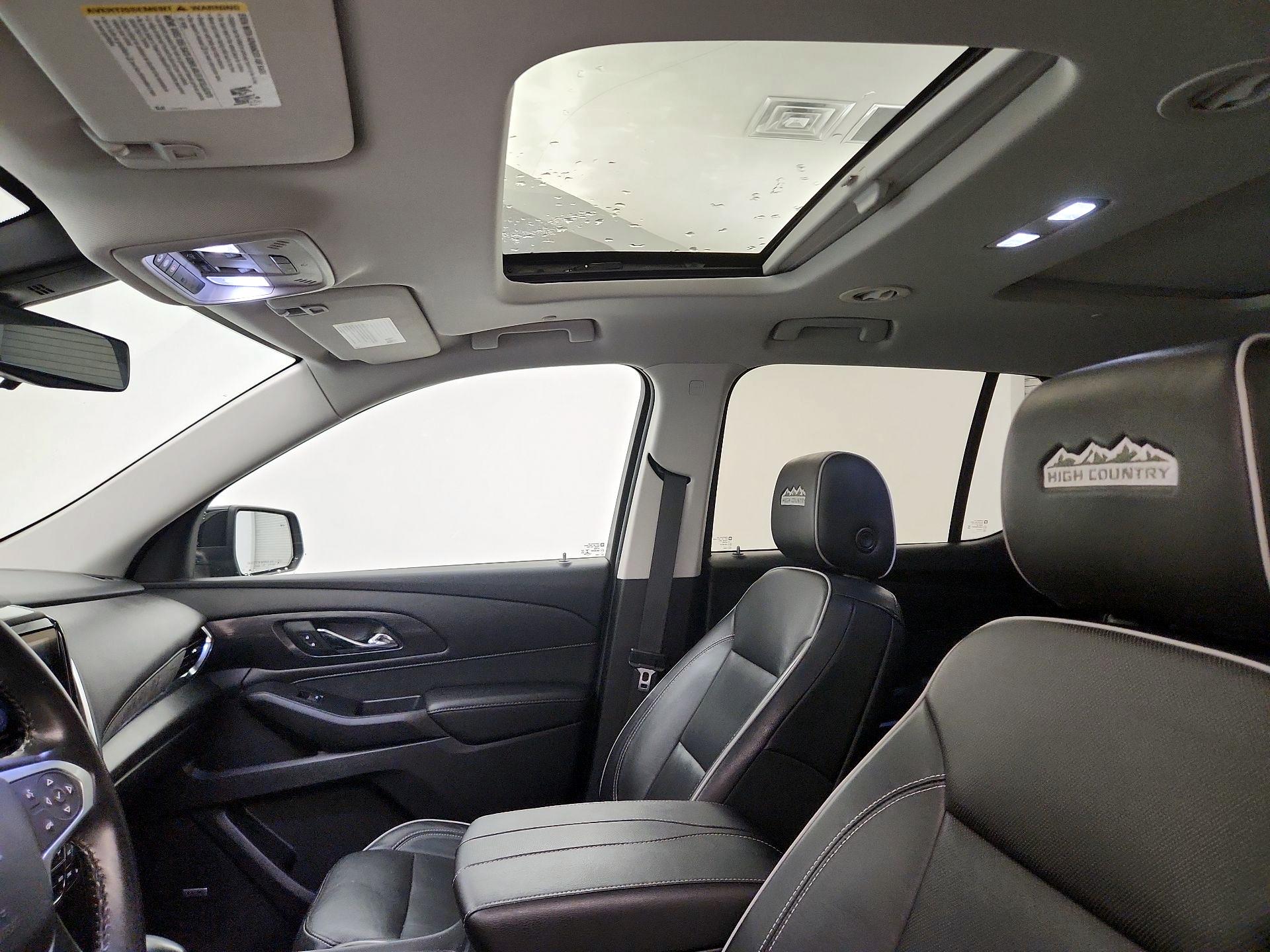 Thumbnail: 2021 Chevrolet Traverse - 19