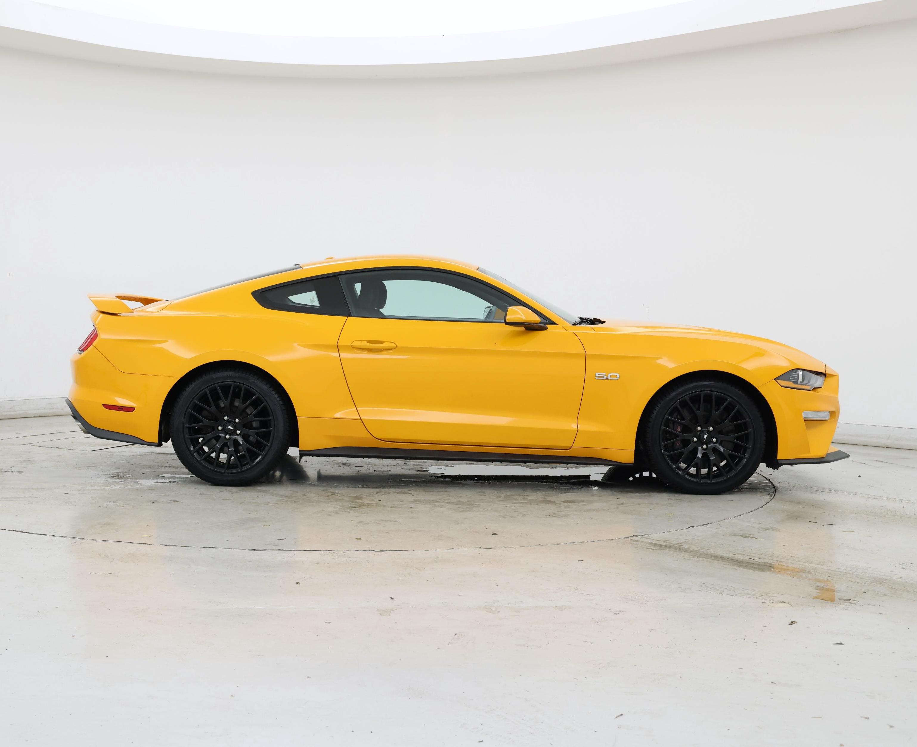 Thumbnail: 2018 Ford Mustang - 7