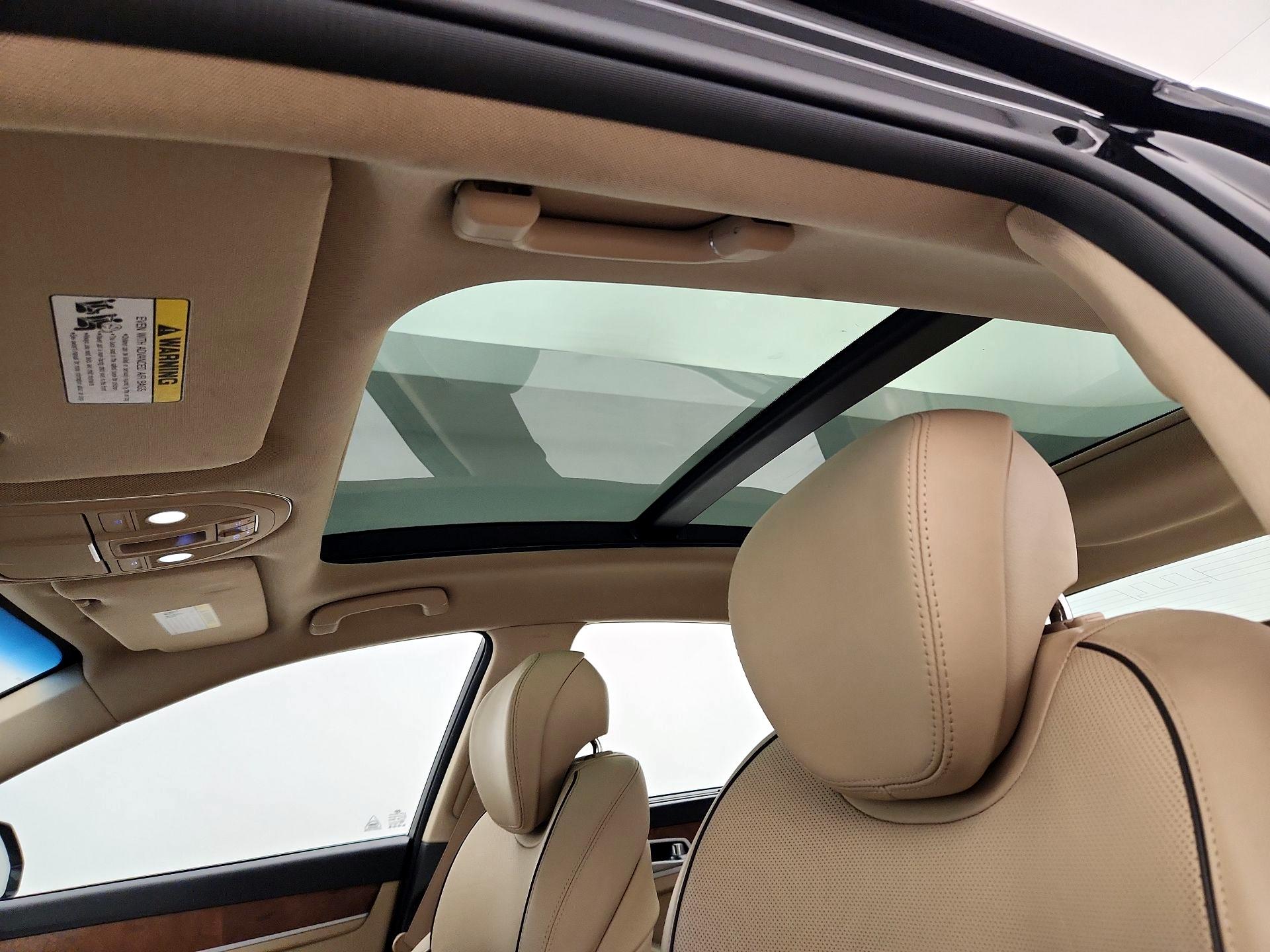 Thumbnail: 2015 Hyundai Genesis - 20
