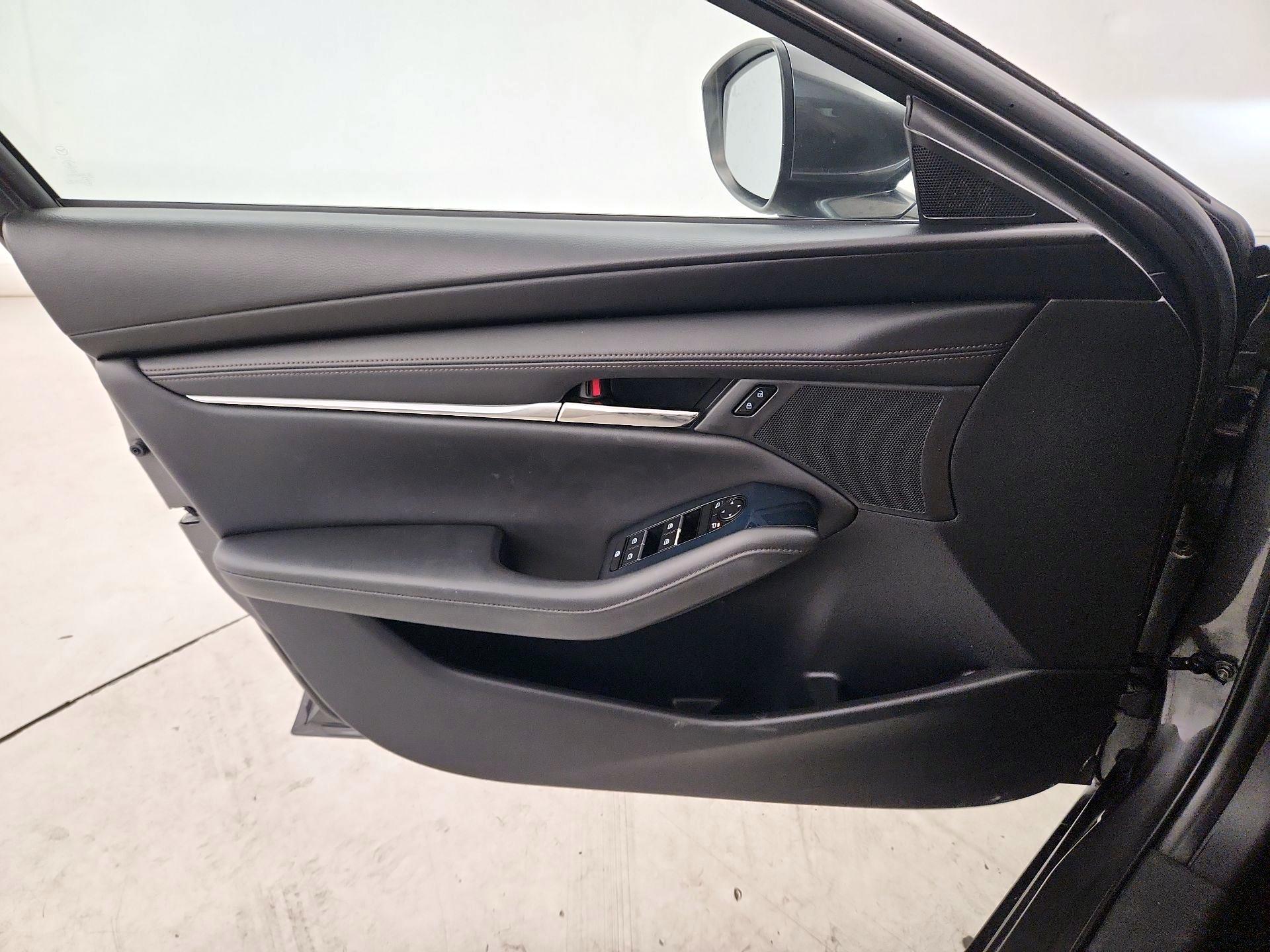Thumbnail: 2019 Mazda Mazda3 - 12