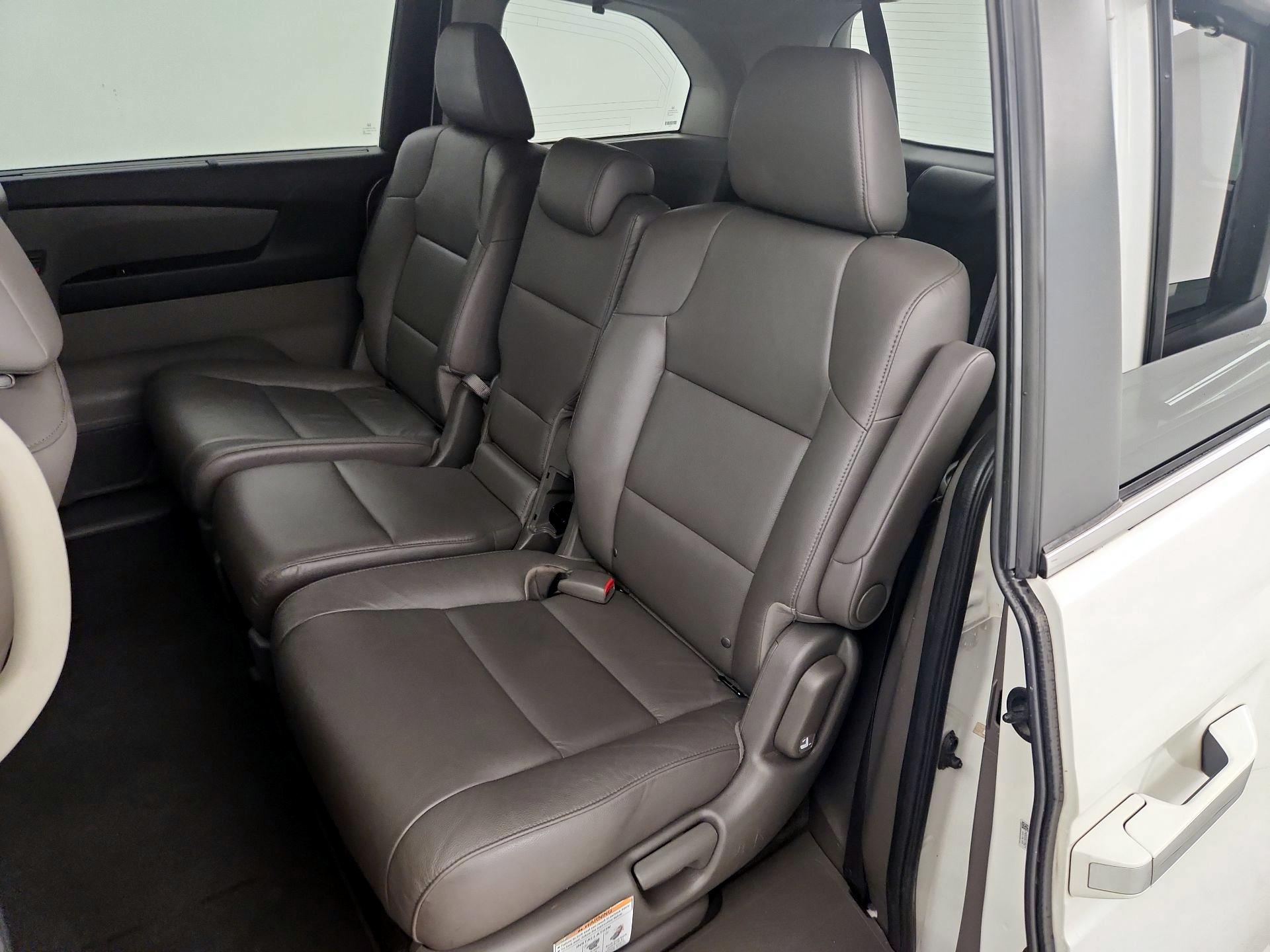Thumbnail: 2015 Honda Odyssey - 20
