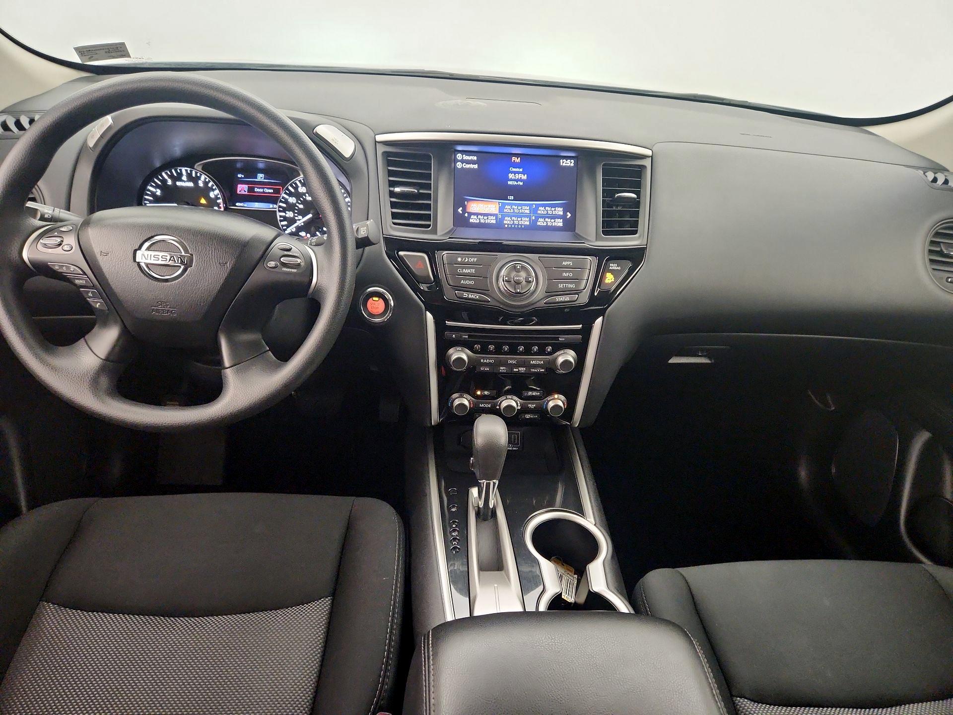 Thumbnail: 2019 Nissan Pathfinder - 9