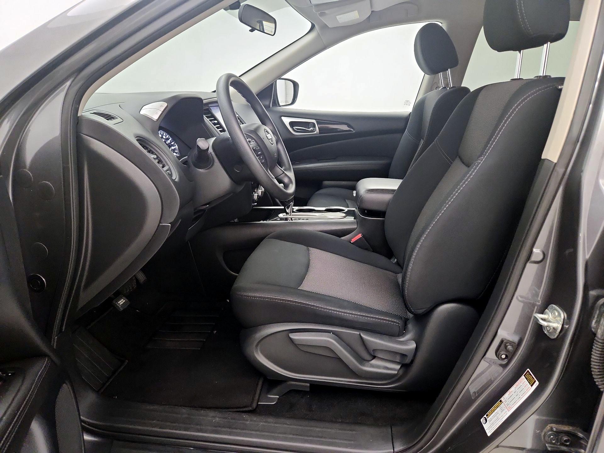 Thumbnail: 2019 Nissan Pathfinder - 11