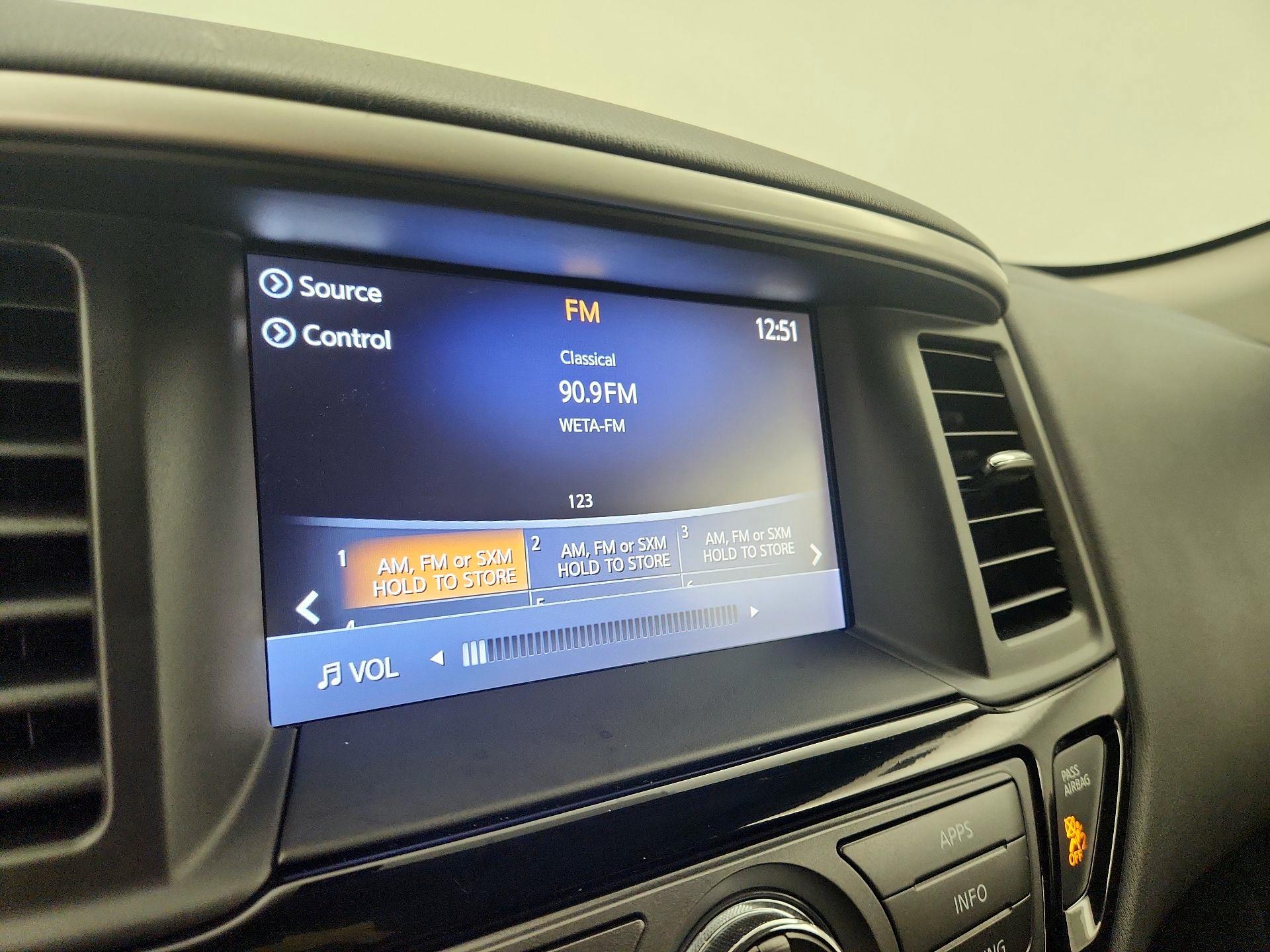 Thumbnail: 2019 Nissan Pathfinder - 15