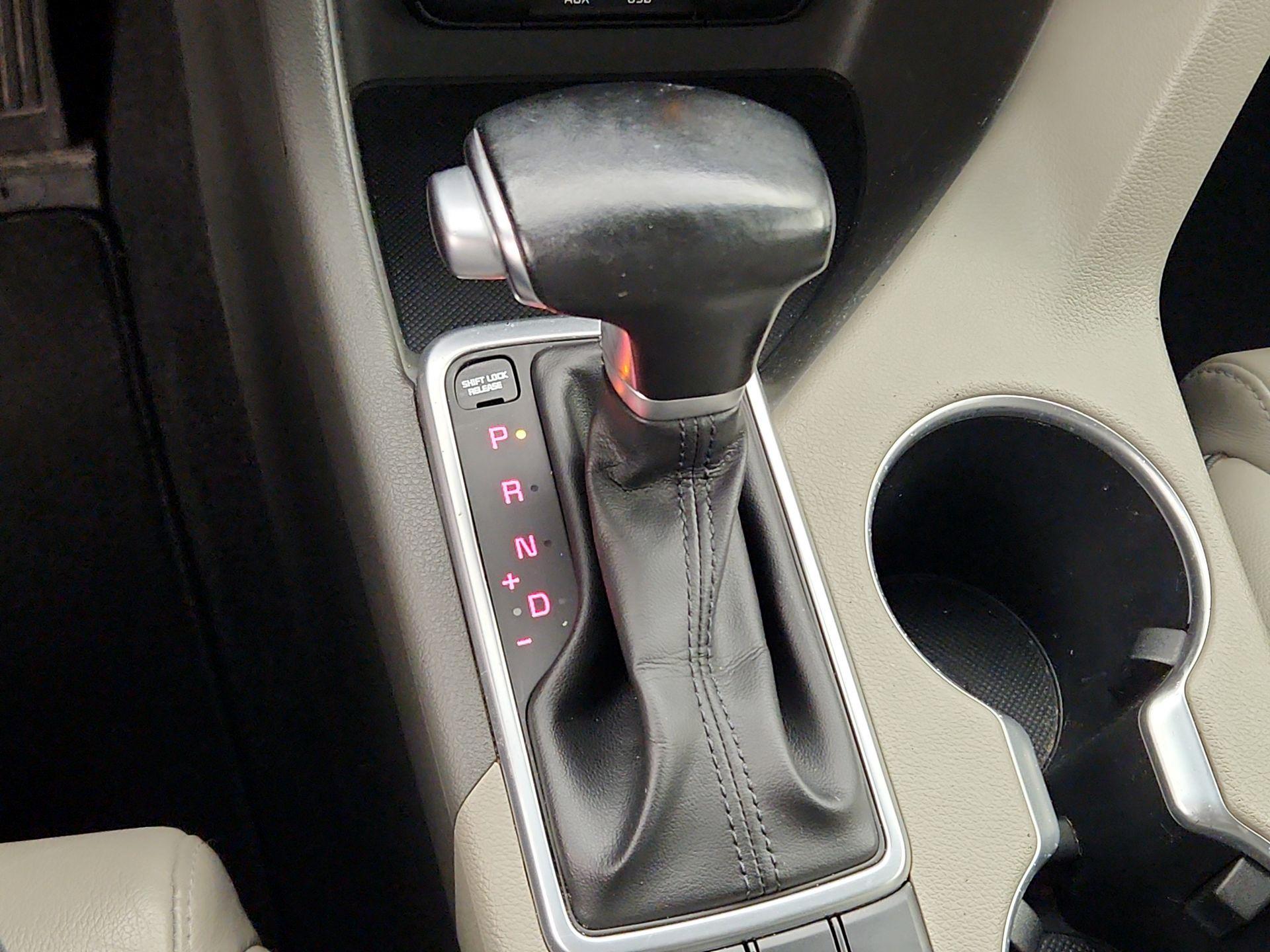 Thumbnail: 2019 Kia Sportage - 17