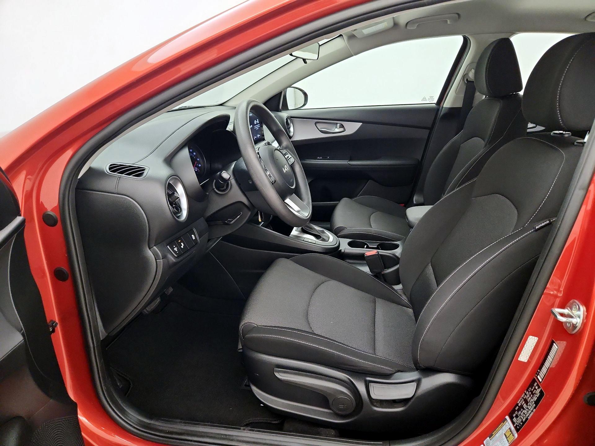 Thumbnail: 2022 Kia Forte - 11