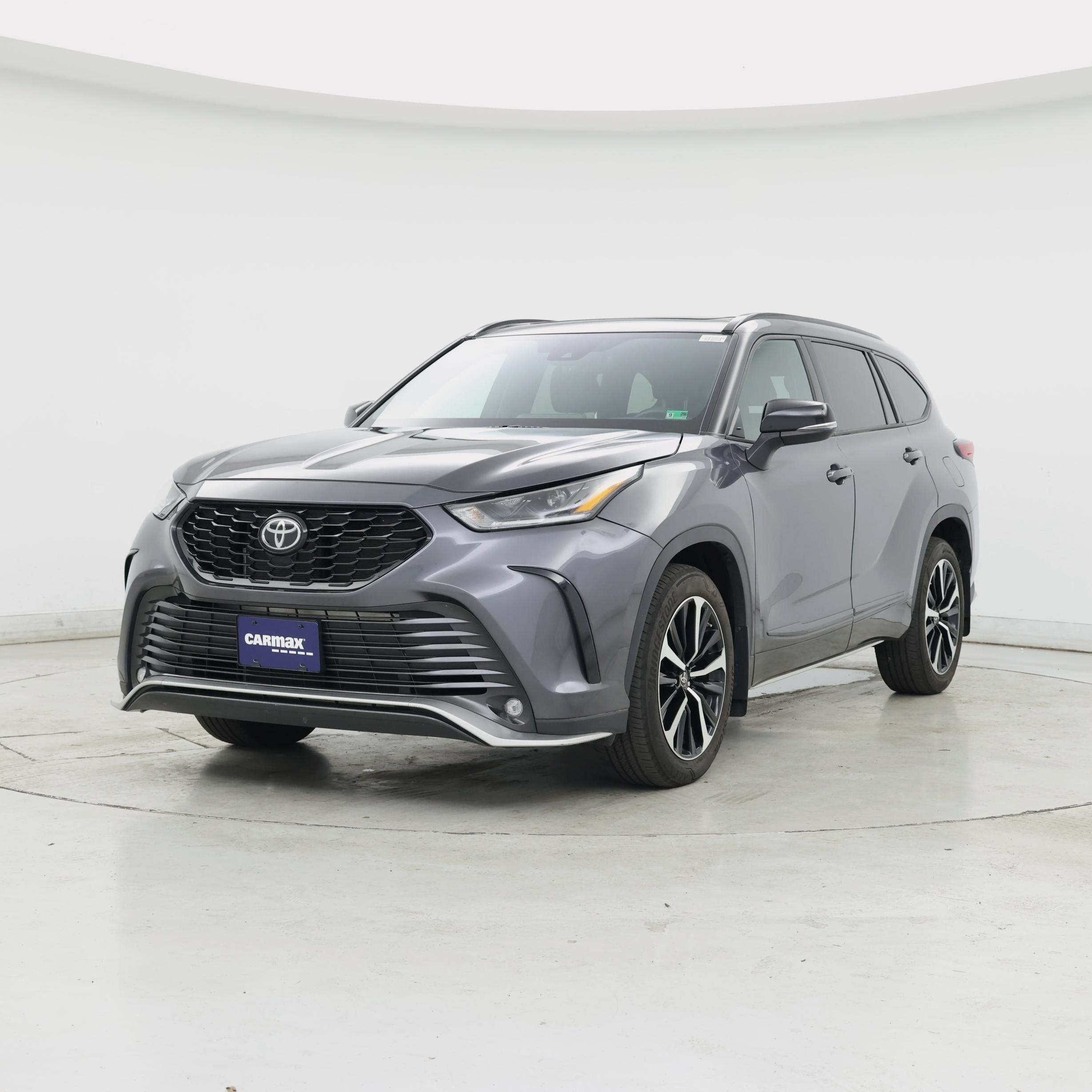 Thumbnail: 2022 Toyota Highlander - 4