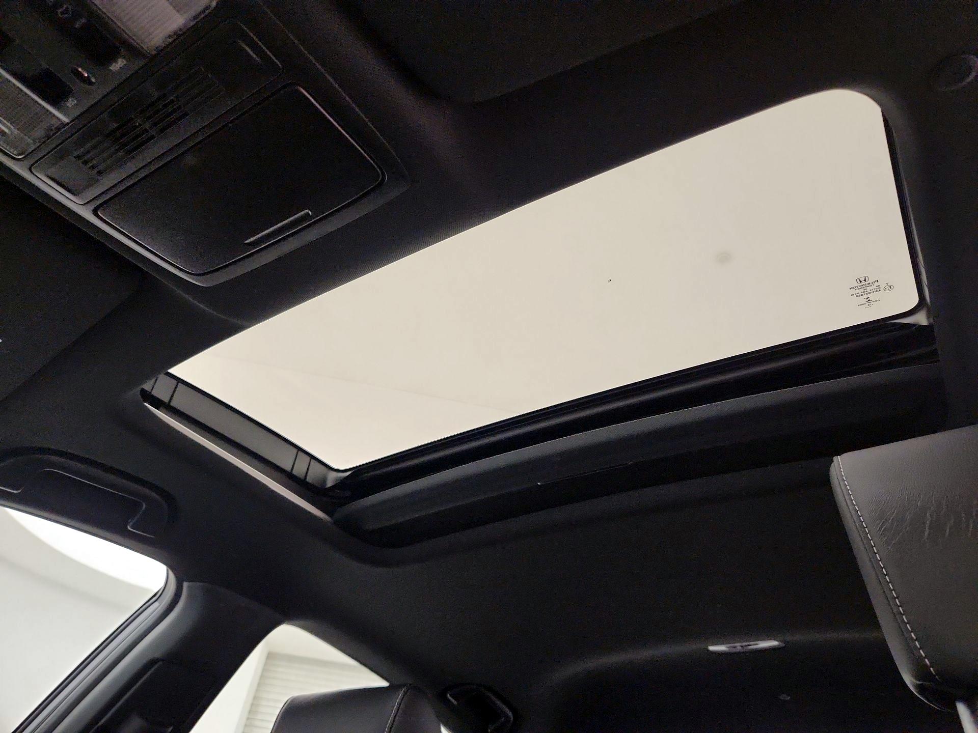 Thumbnail: 2018 Honda Accord - 19