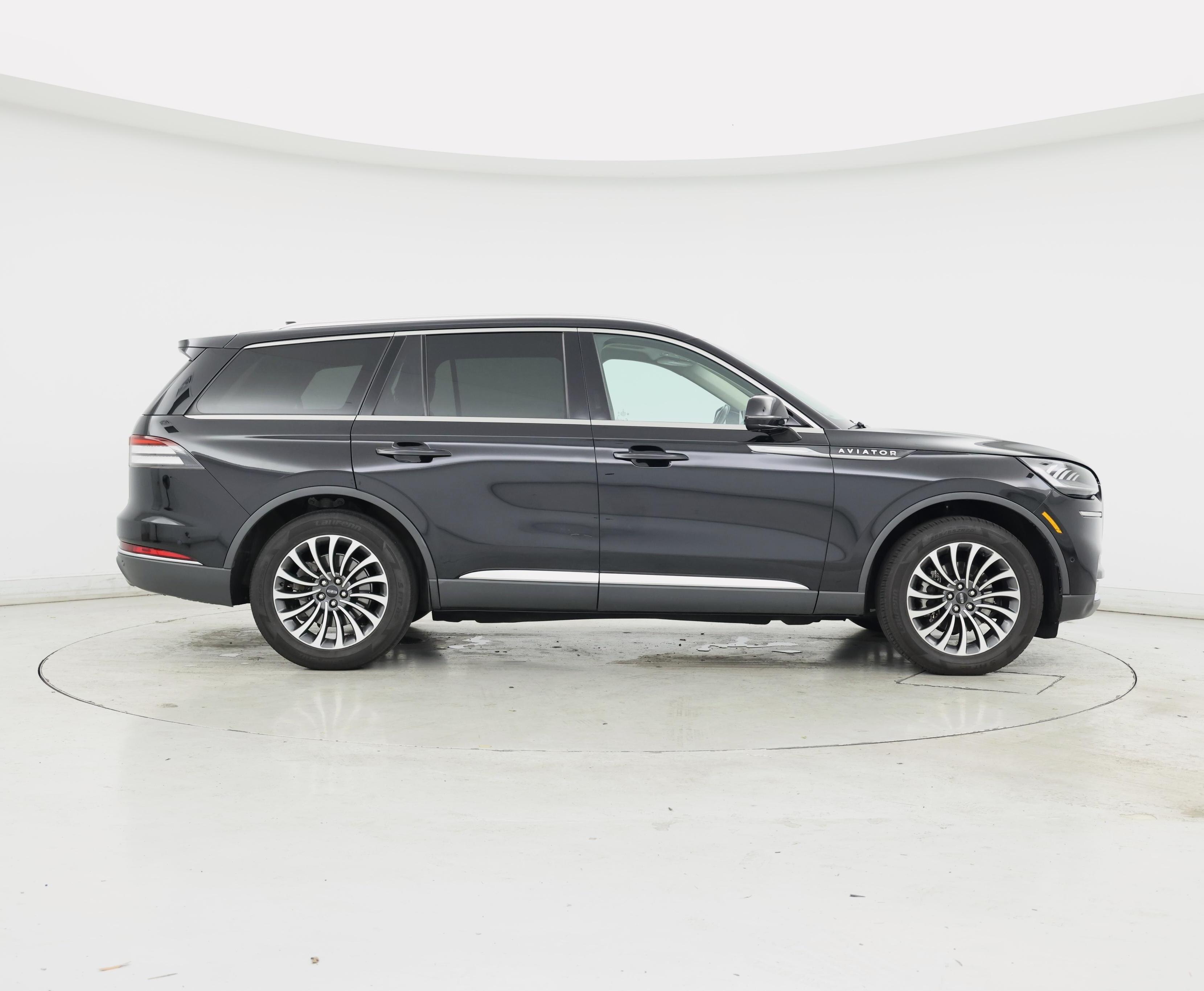 Thumbnail: 2021 Lincoln Aviator - 7
