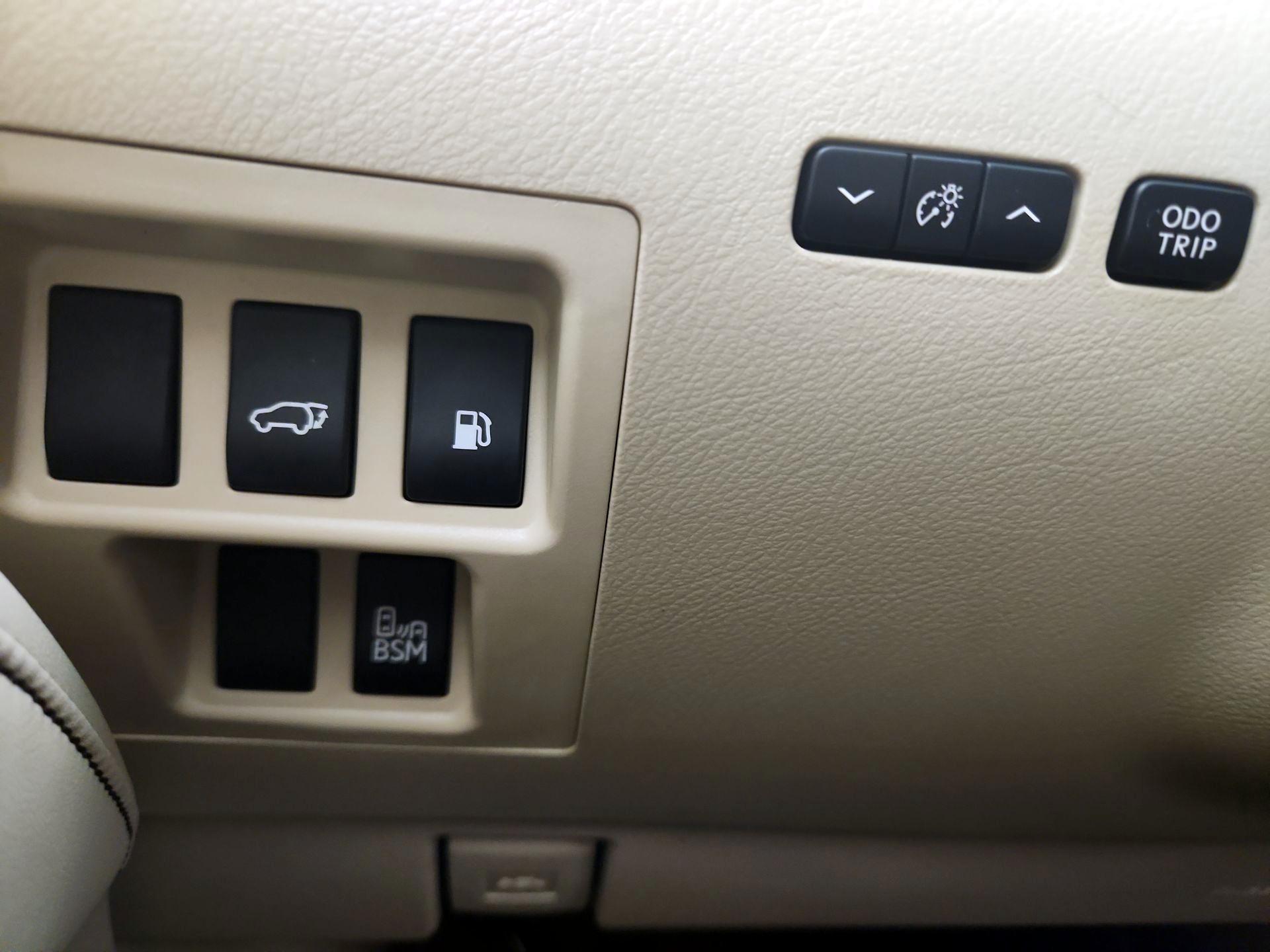 Thumbnail: 2014 Lexus RX - 13