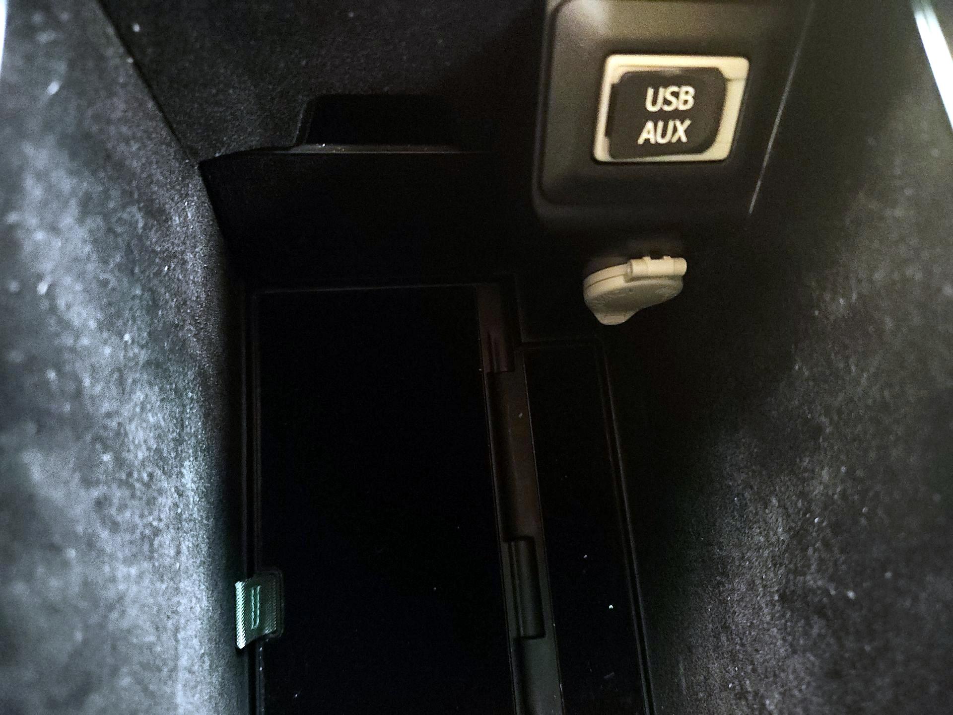 Thumbnail: 2014 Lexus RX - 19