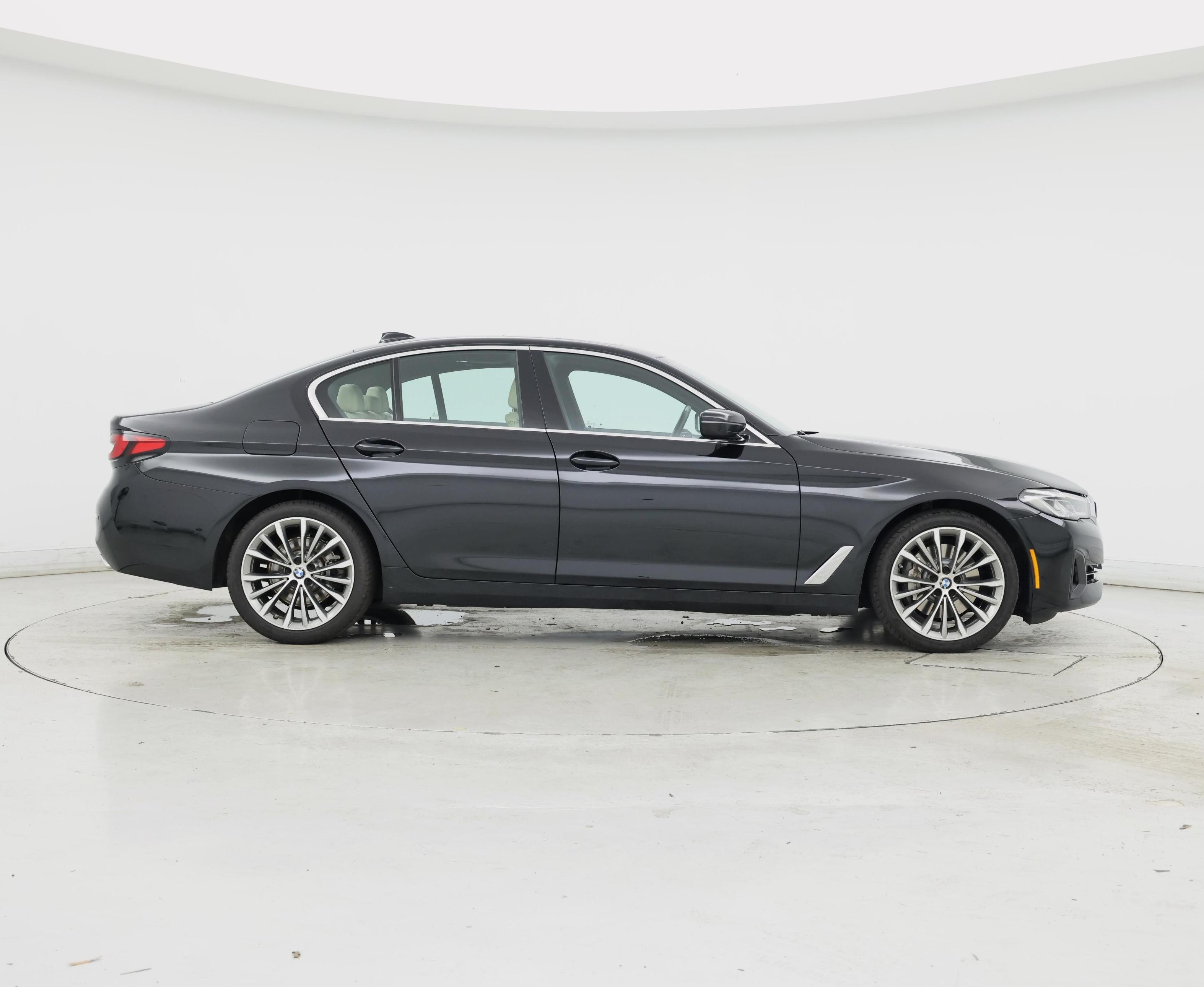 Thumbnail: 2022 BMW 5 Series - 7