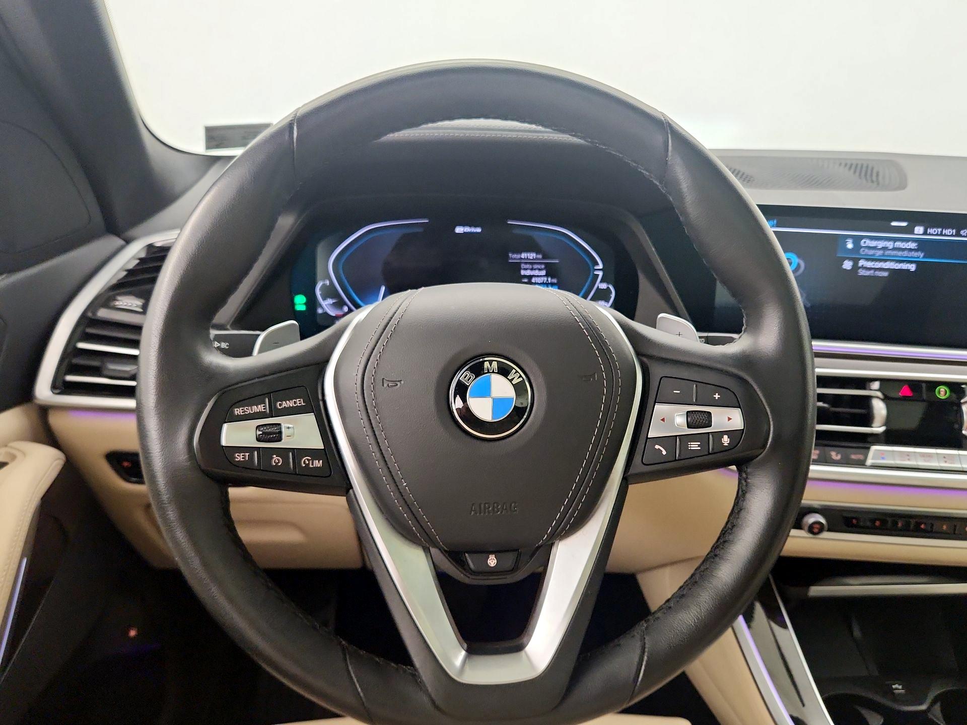 Thumbnail: 2021 BMW X5 - 10