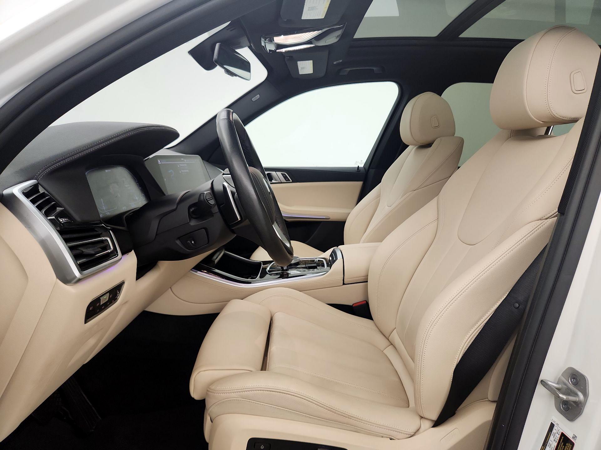 Thumbnail: 2021 BMW X5 - 11