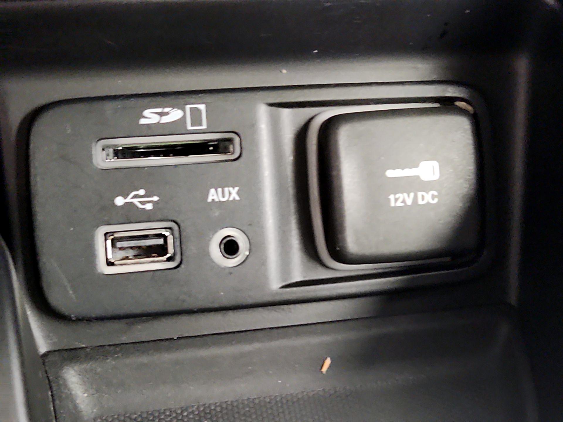Thumbnail: 2014 Jeep Cherokee - 19