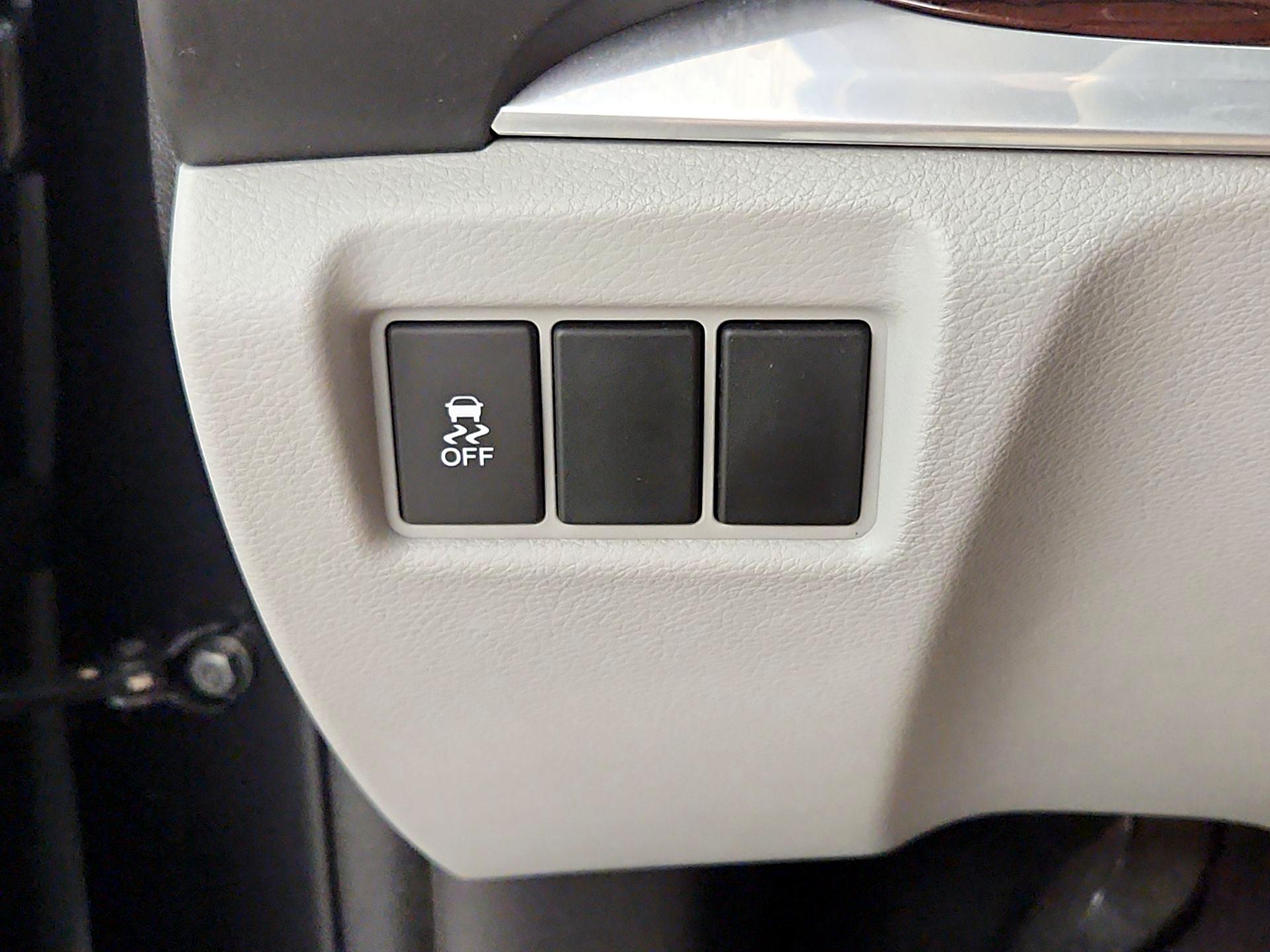 Thumbnail: 2015 Acura MDX - 13