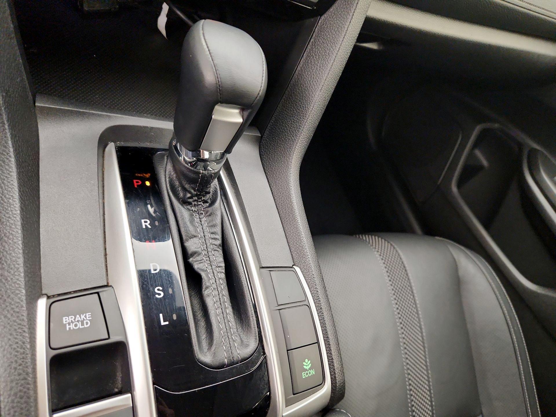 Thumbnail: 2019 Honda Civic - 17