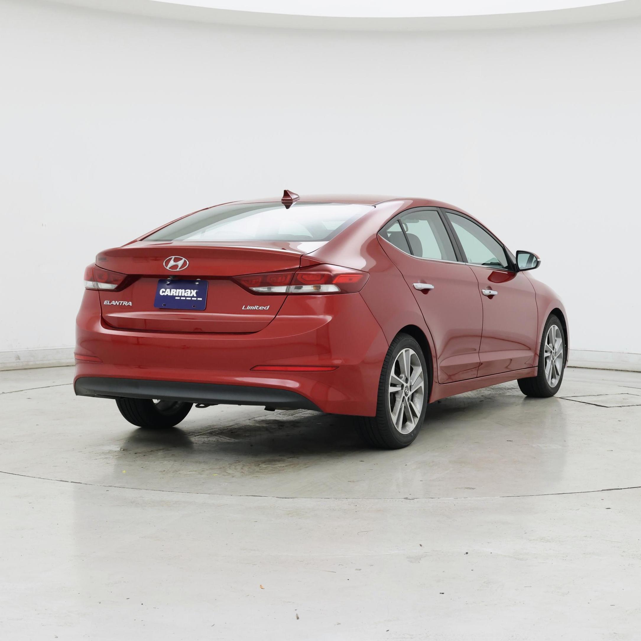 Thumbnail: 2017 Hyundai Elantra - 8
