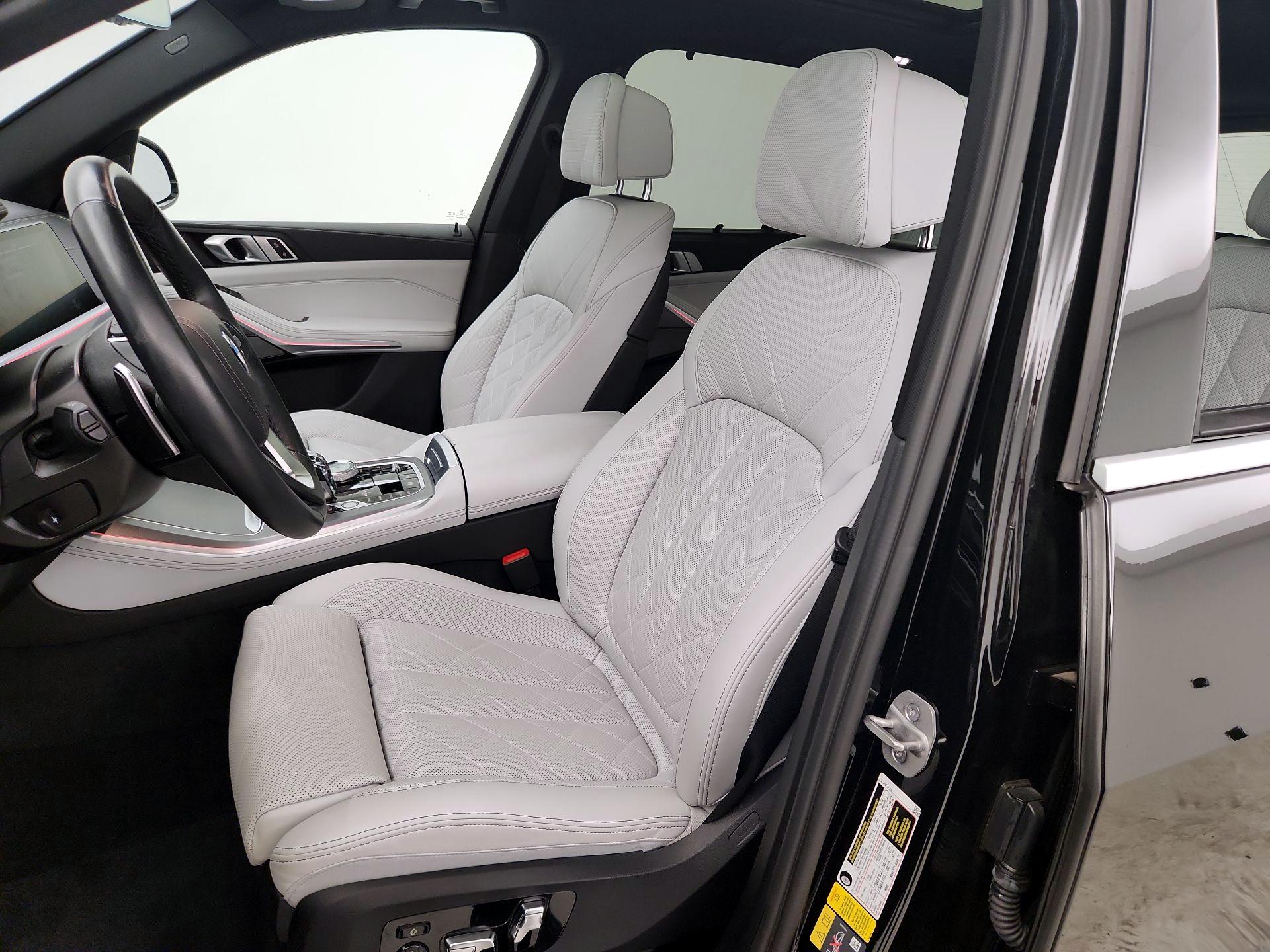Thumbnail: 2023 BMW X5 - 11