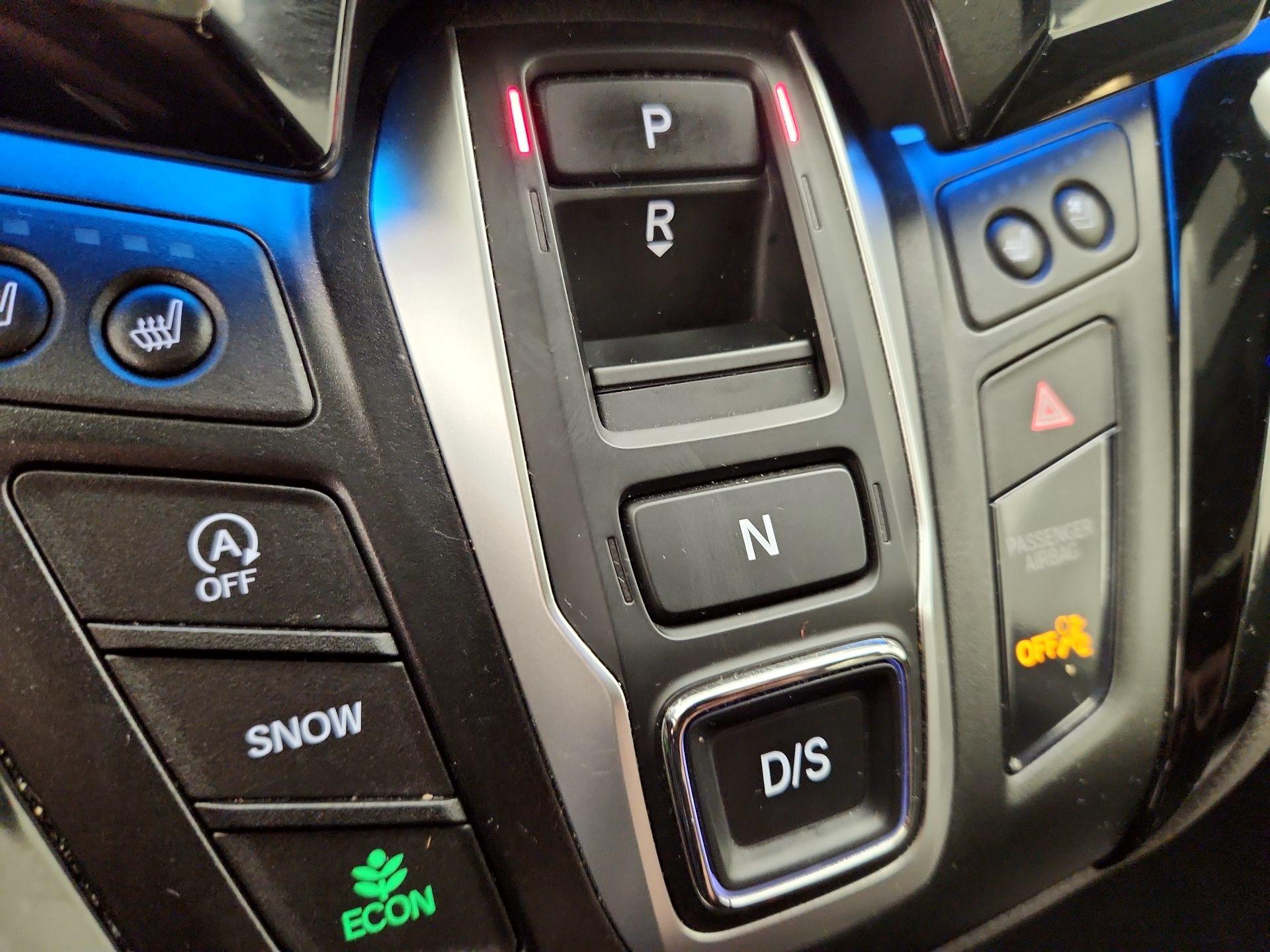 Thumbnail: 2019 Honda Odyssey - 18