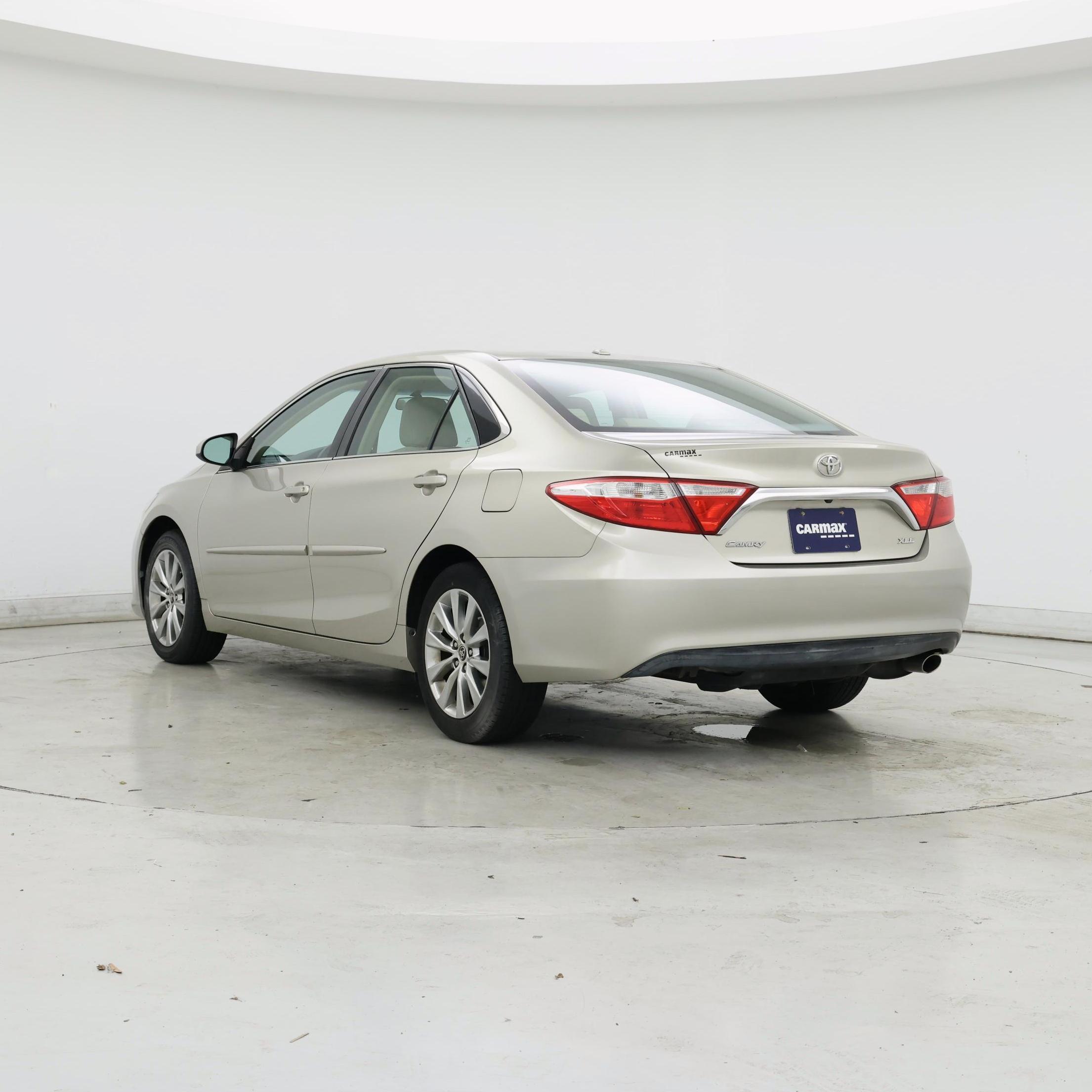 Thumbnail: 2015 Toyota Camry - 2