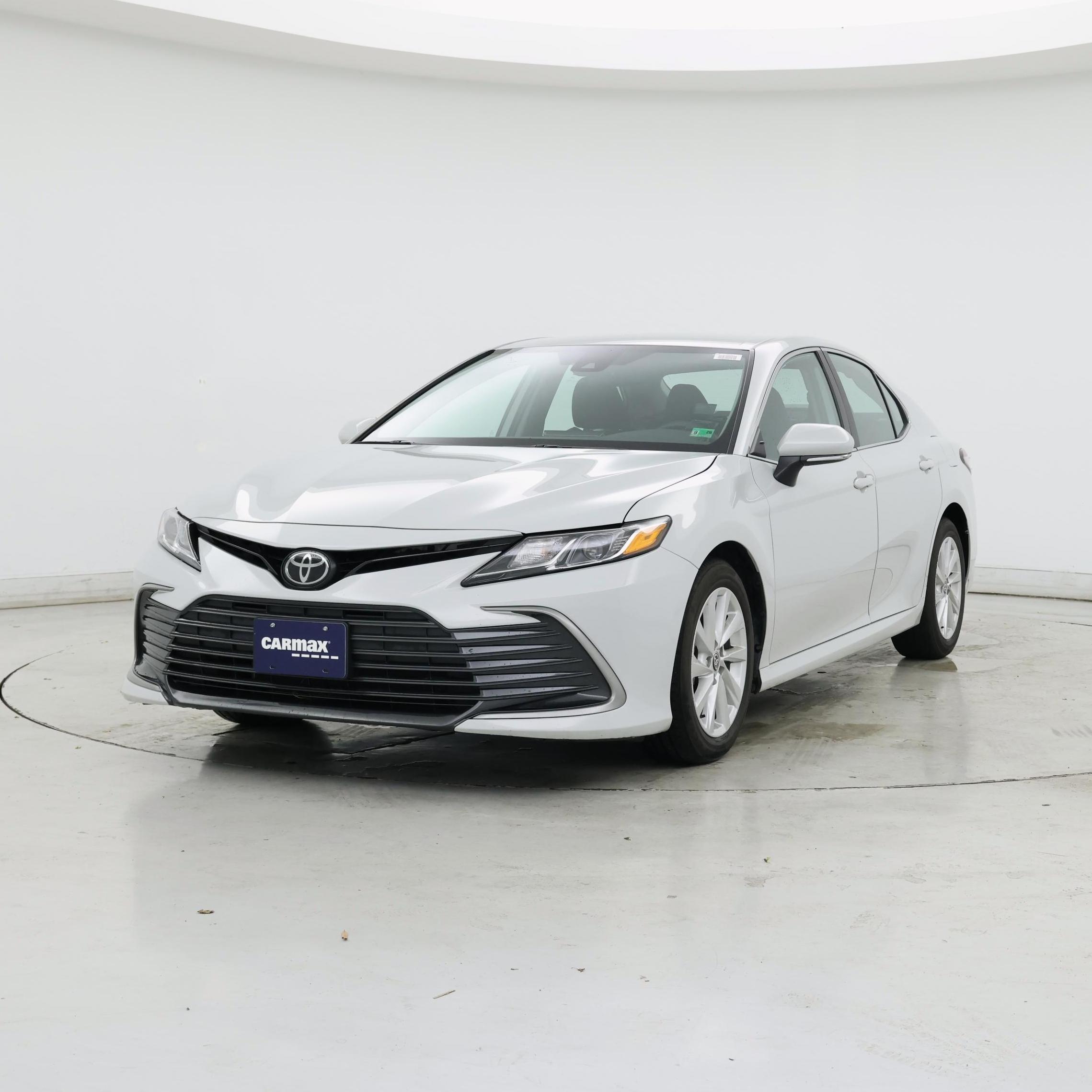 Thumbnail: 2023 Toyota Camry - 4