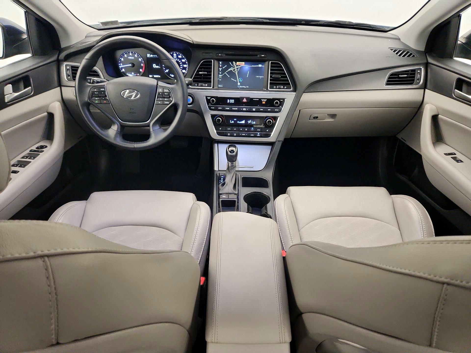 Thumbnail: 2016 Hyundai Sonata - 9