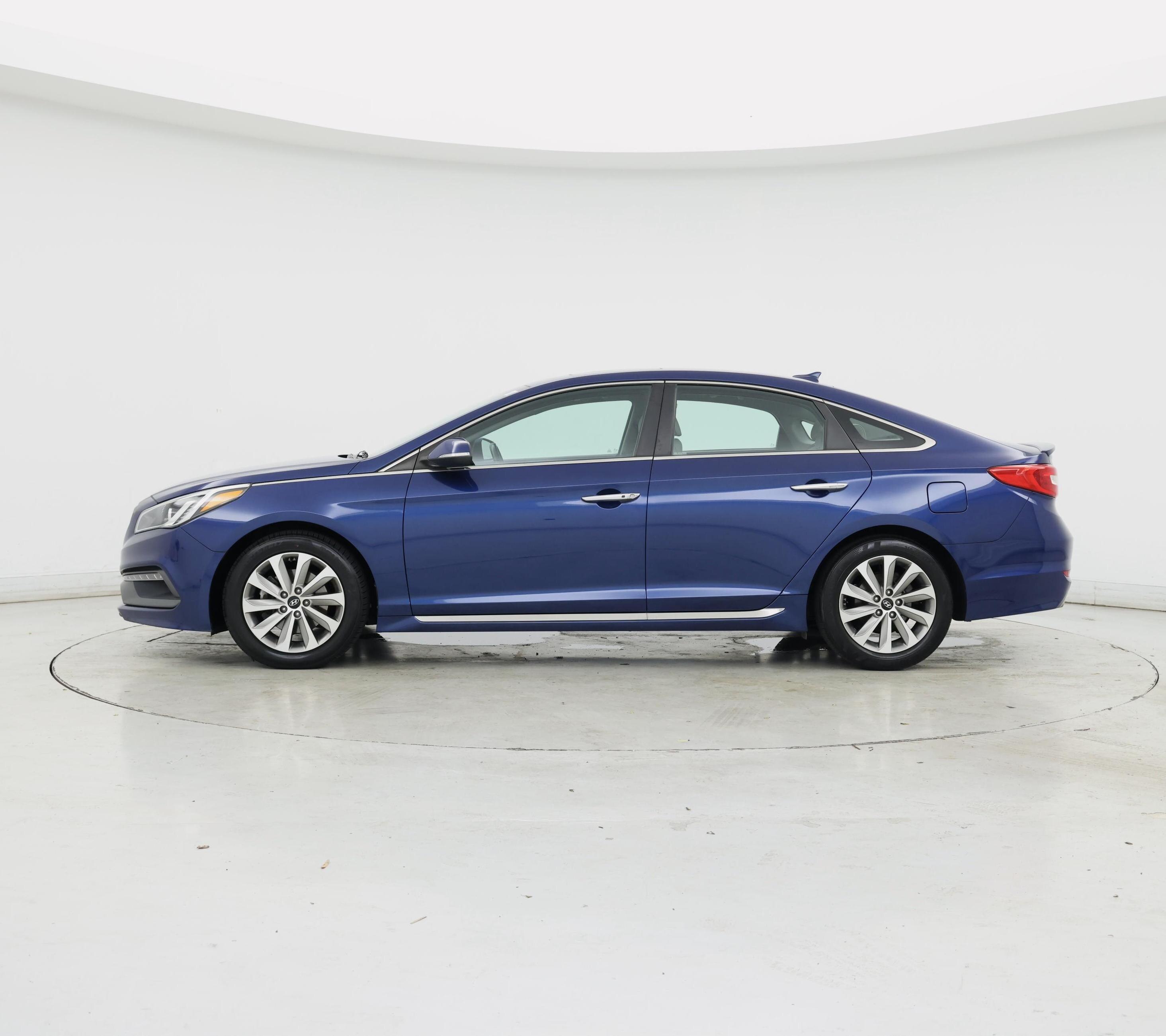 Thumbnail: 2016 Hyundai Sonata - 3