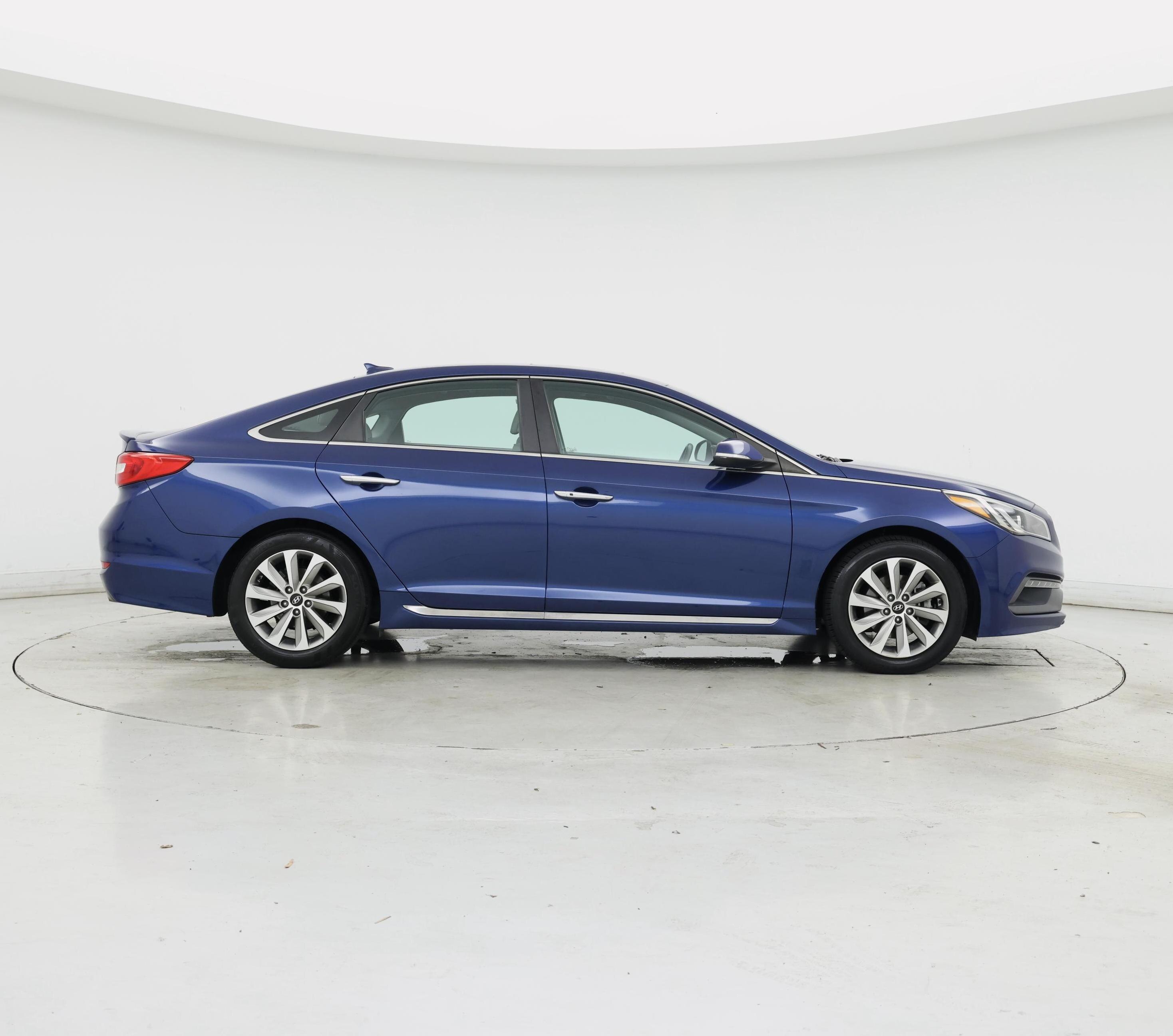 Thumbnail: 2016 Hyundai Sonata - 7