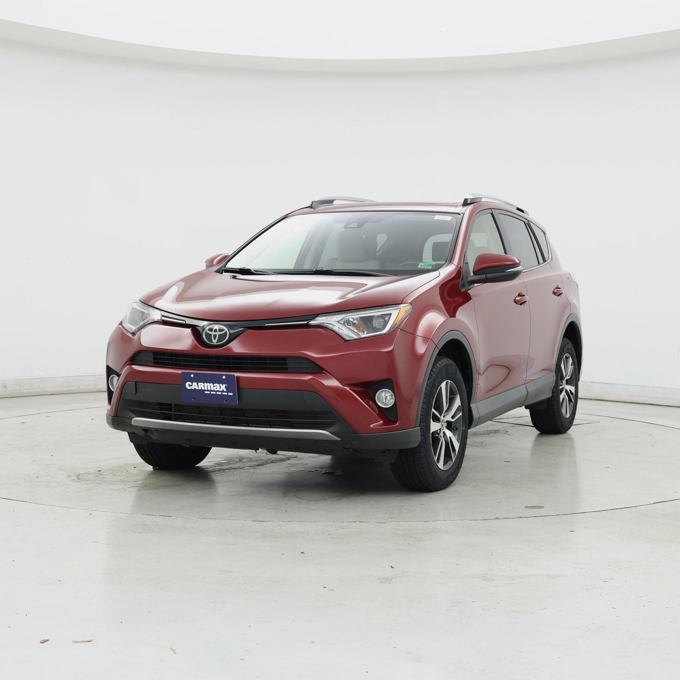 Thumbnail: 2018 Toyota RAV4 - 4