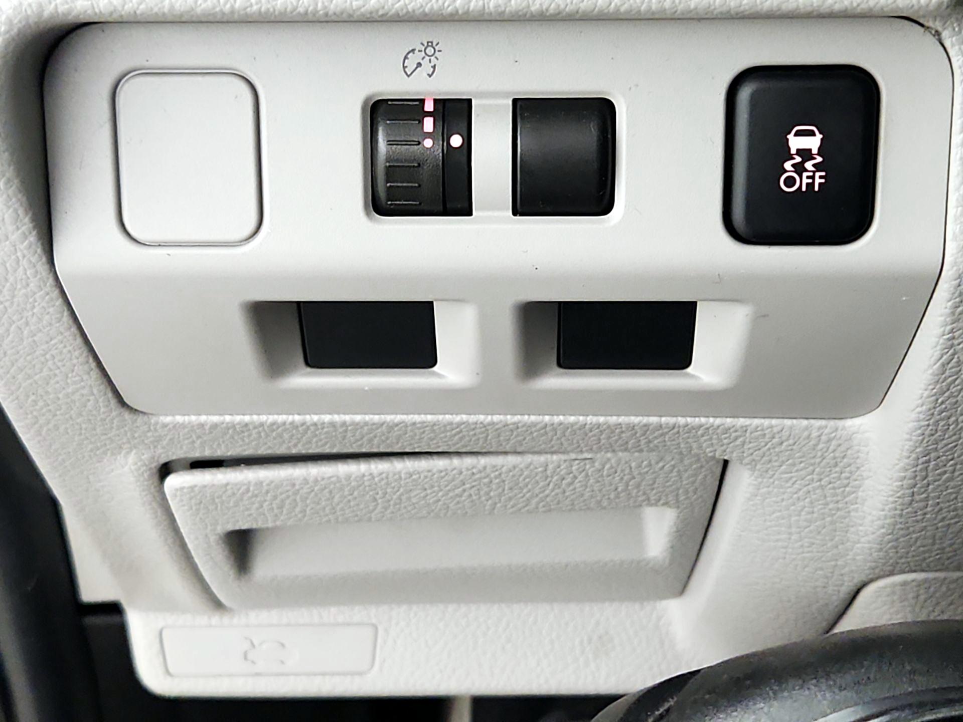Thumbnail: 2014 Subaru Forester - 13