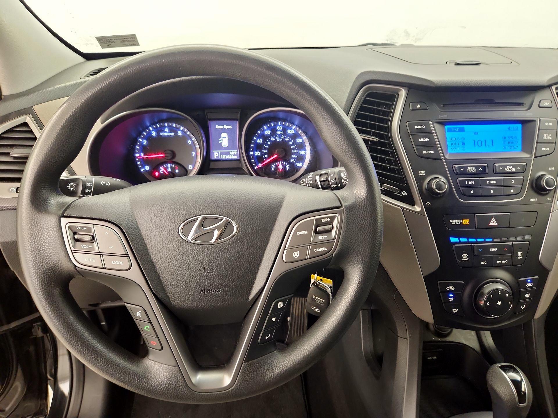 Thumbnail: 2014 Hyundai Santa Fe - 10