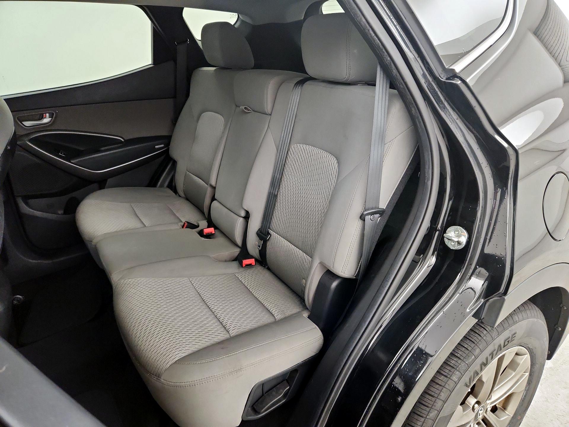 Thumbnail: 2014 Hyundai Santa Fe - 18