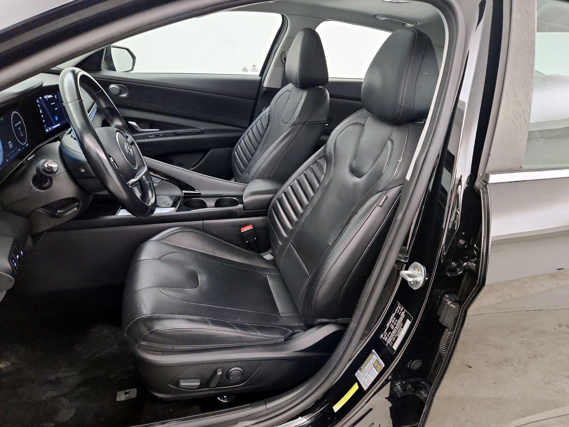 Thumbnail: 2021 Hyundai Elantra - 11