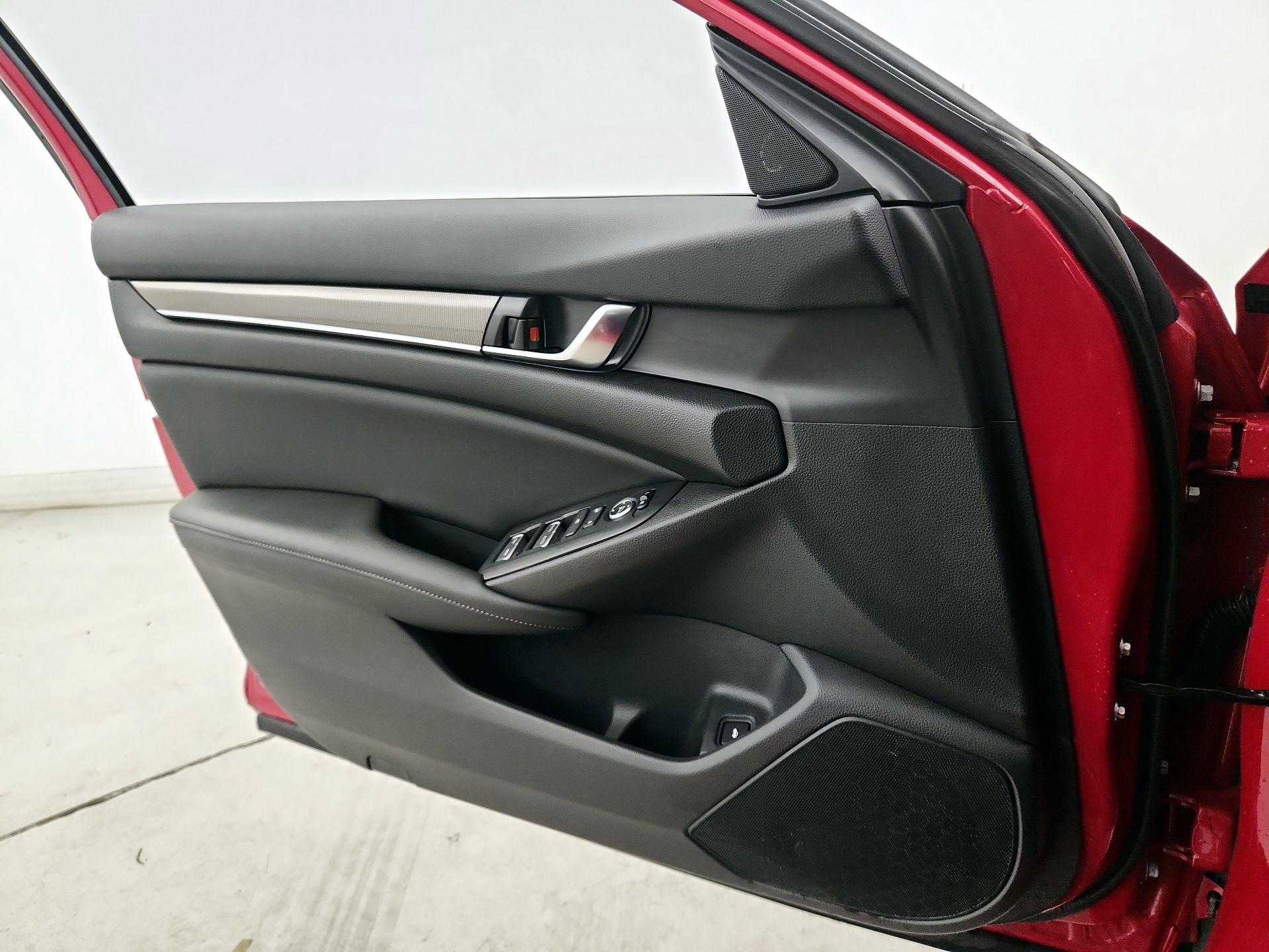 Thumbnail: 2020 Honda Accord - 12