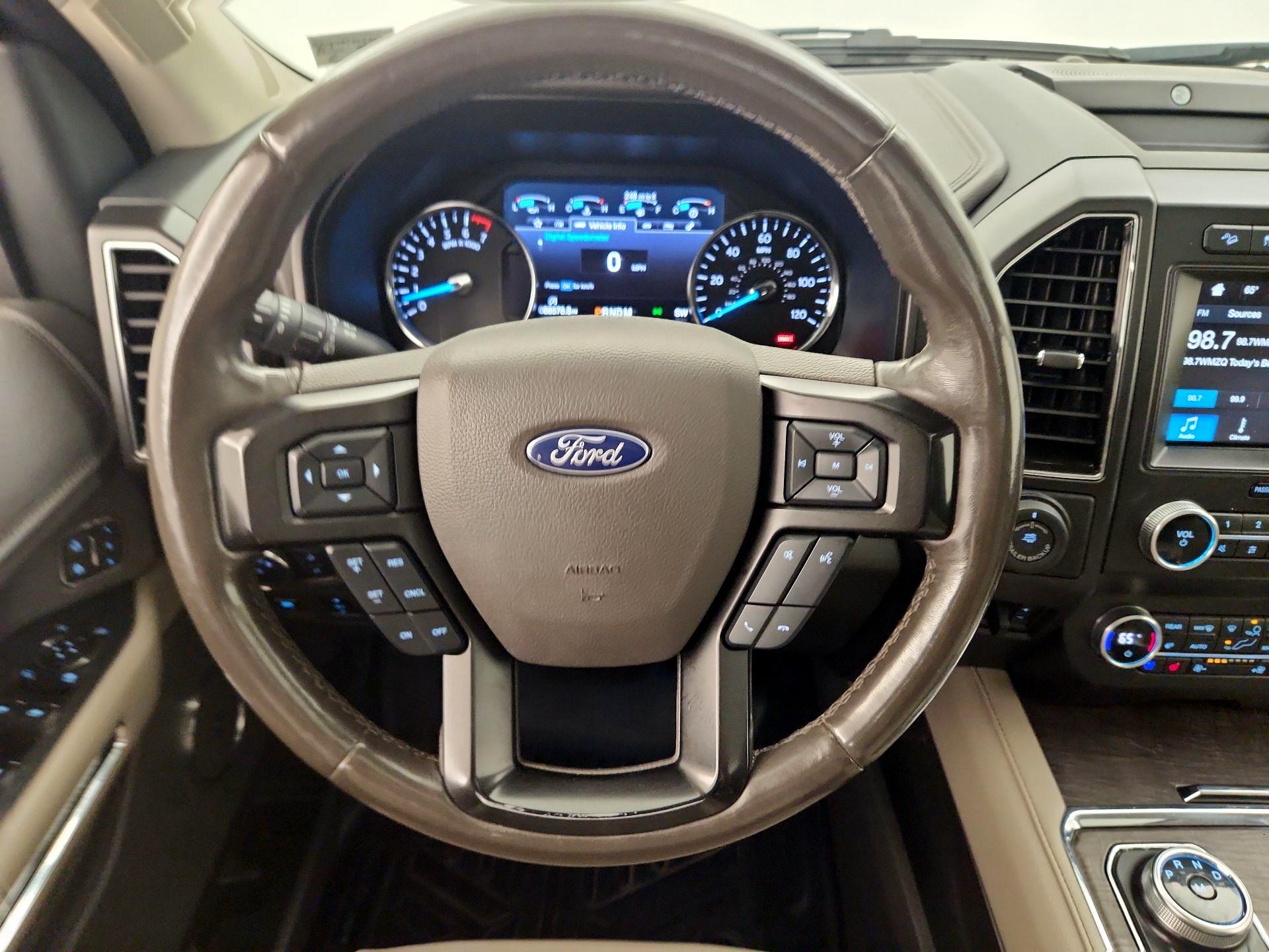Thumbnail: 2019 Ford Expedition - 10