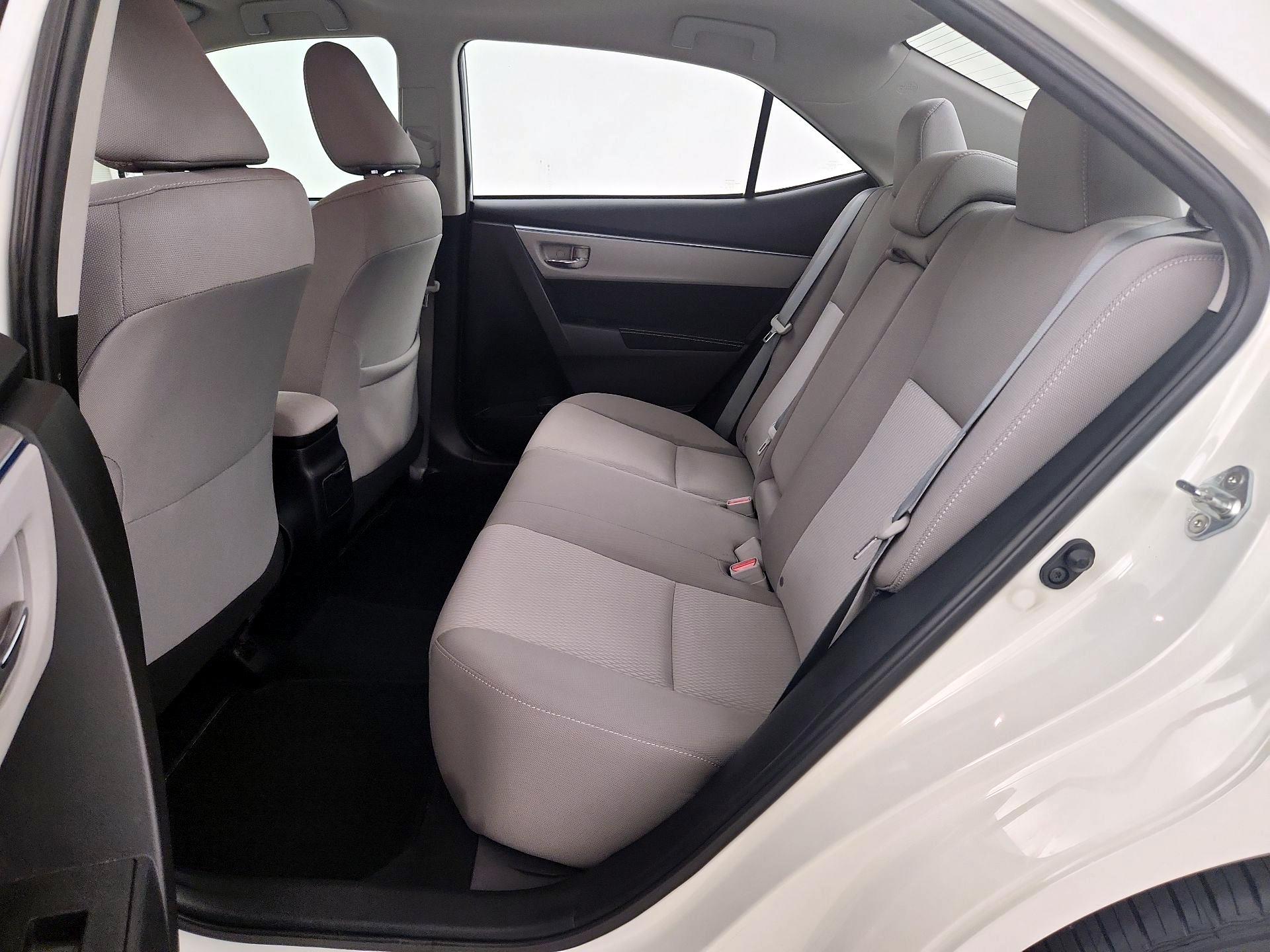 Thumbnail: 2015 Toyota Corolla - 19