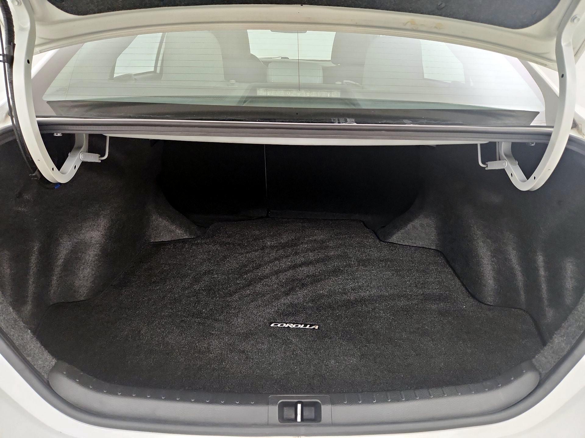 Thumbnail: 2015 Toyota Corolla - 20