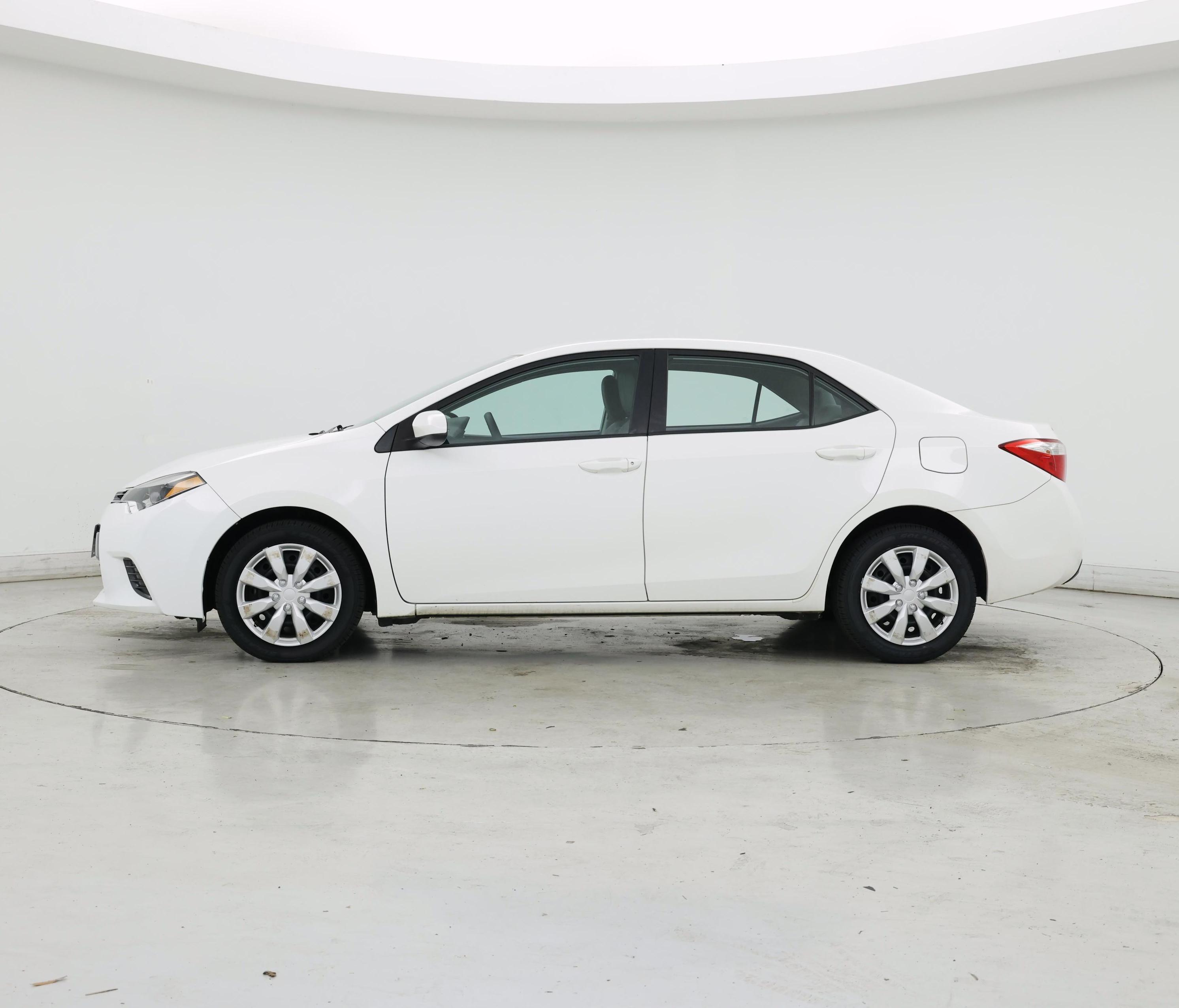 Thumbnail: 2015 Toyota Corolla - 3